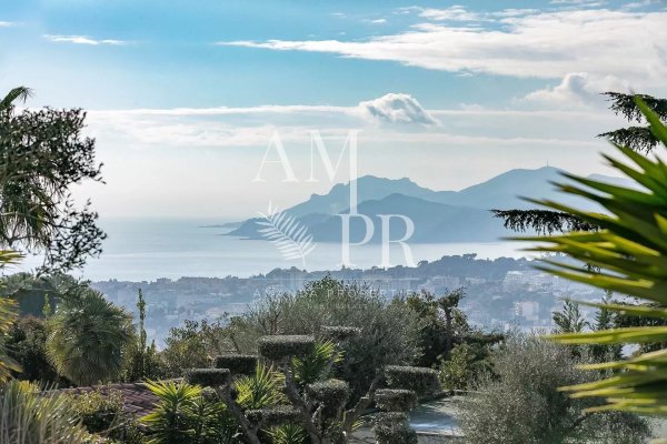 Le Cannet, Californian style villa with sea view — photo 2