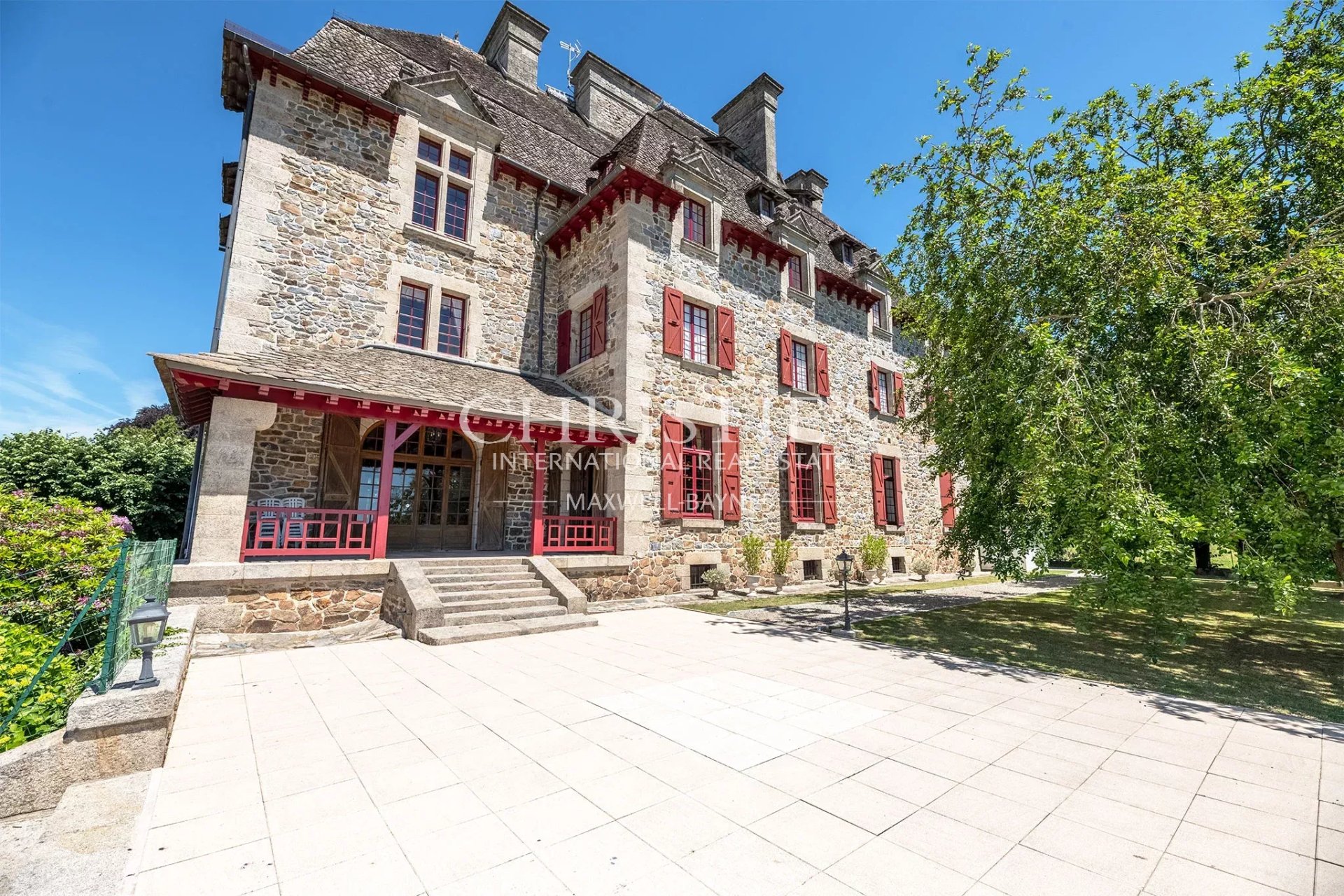 38 Bedroom Chateau's Image 26