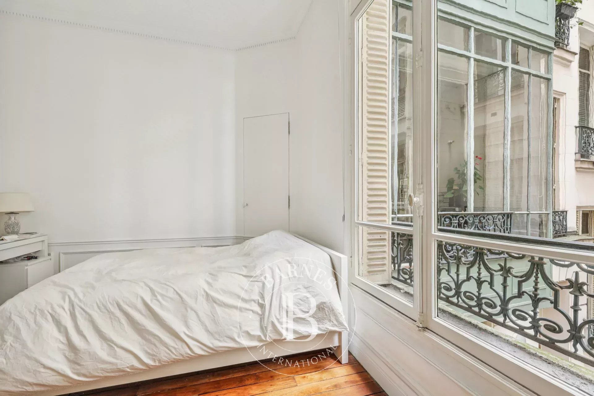 Daire Paris 6ème - picture 10