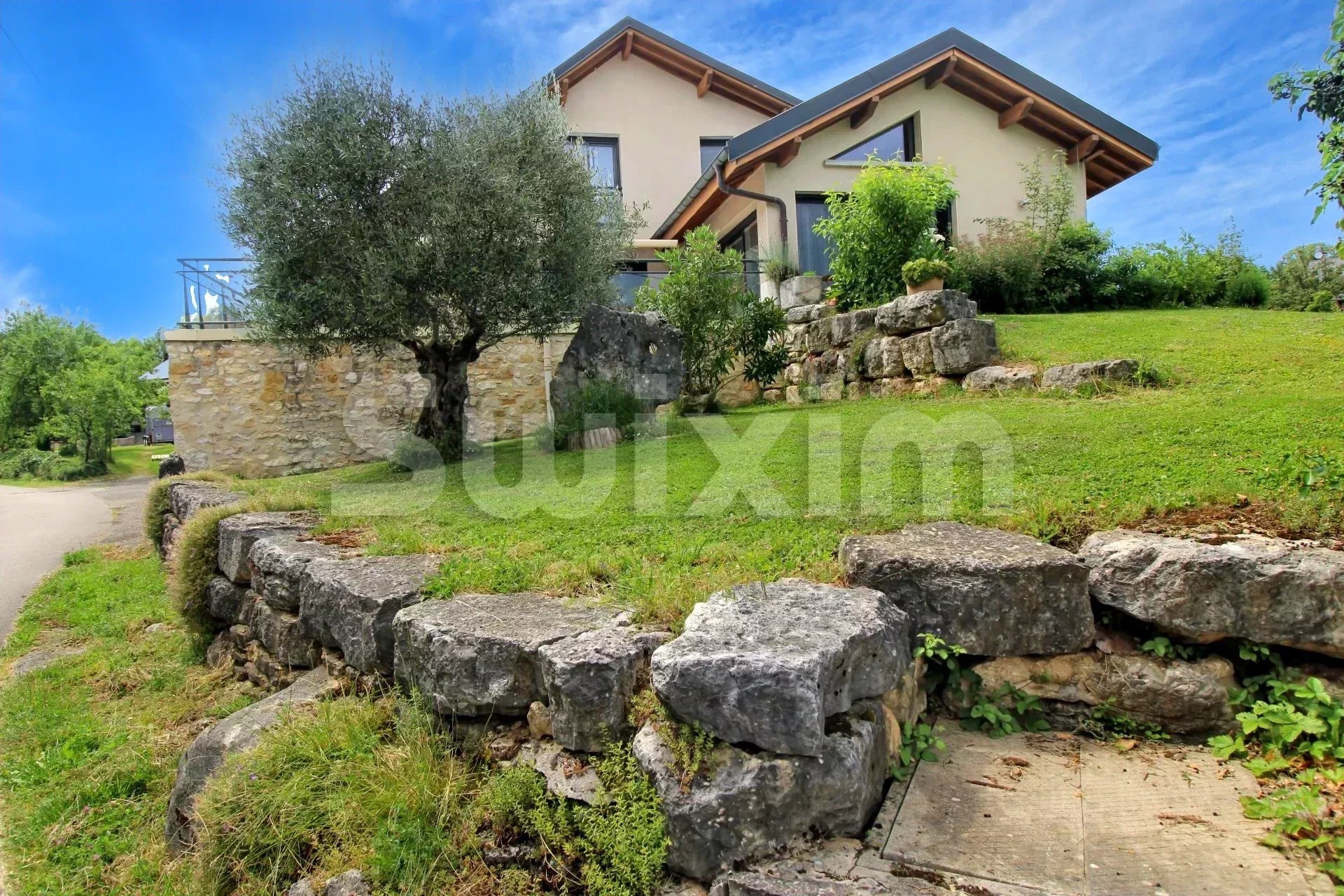 Agence immobilière de 
