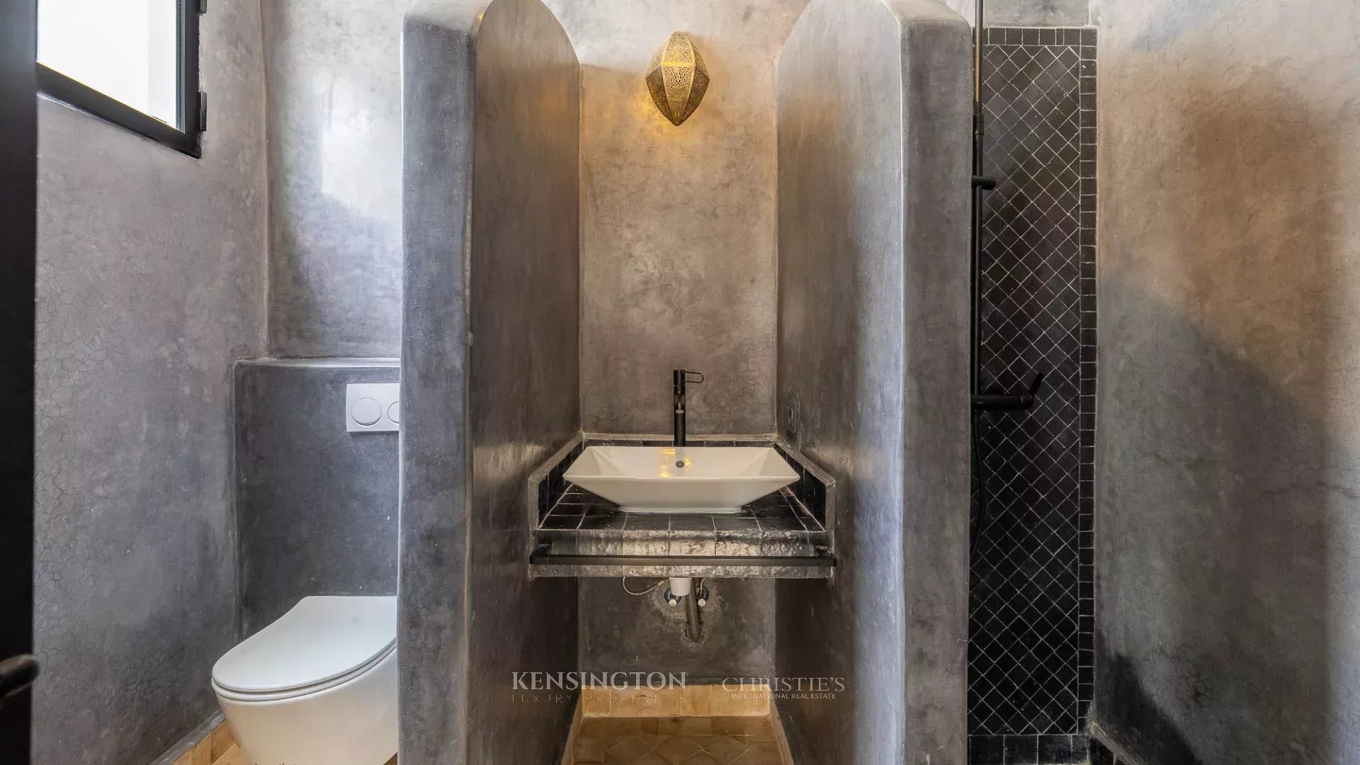 4 Bedroom Villa/Townhouse's Image 19
