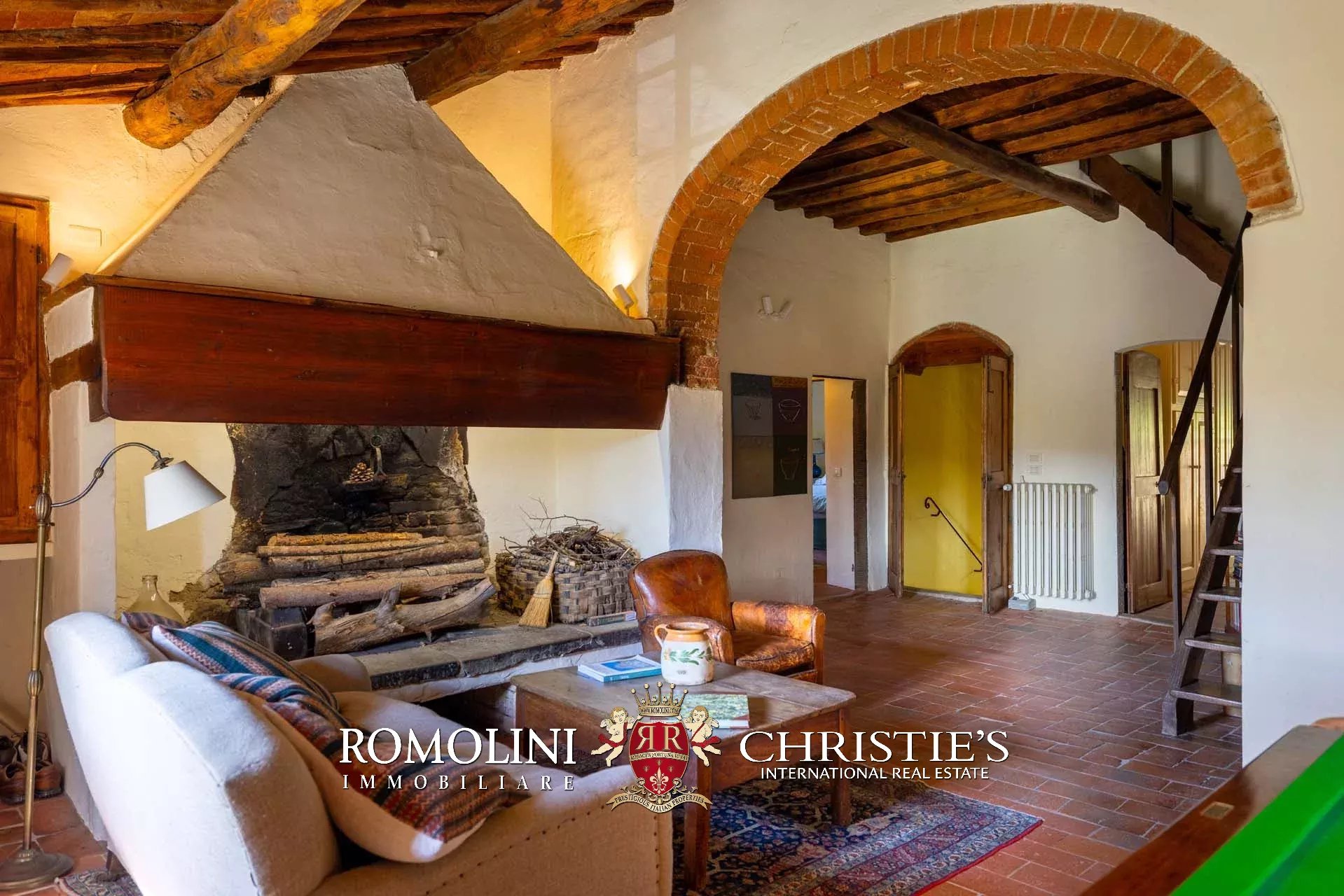 5 Bedroom Vineyard's Image 46