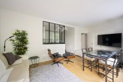 1-Bedroom Apartment in Neuilly-Sur-Seine — photo 5 of 7