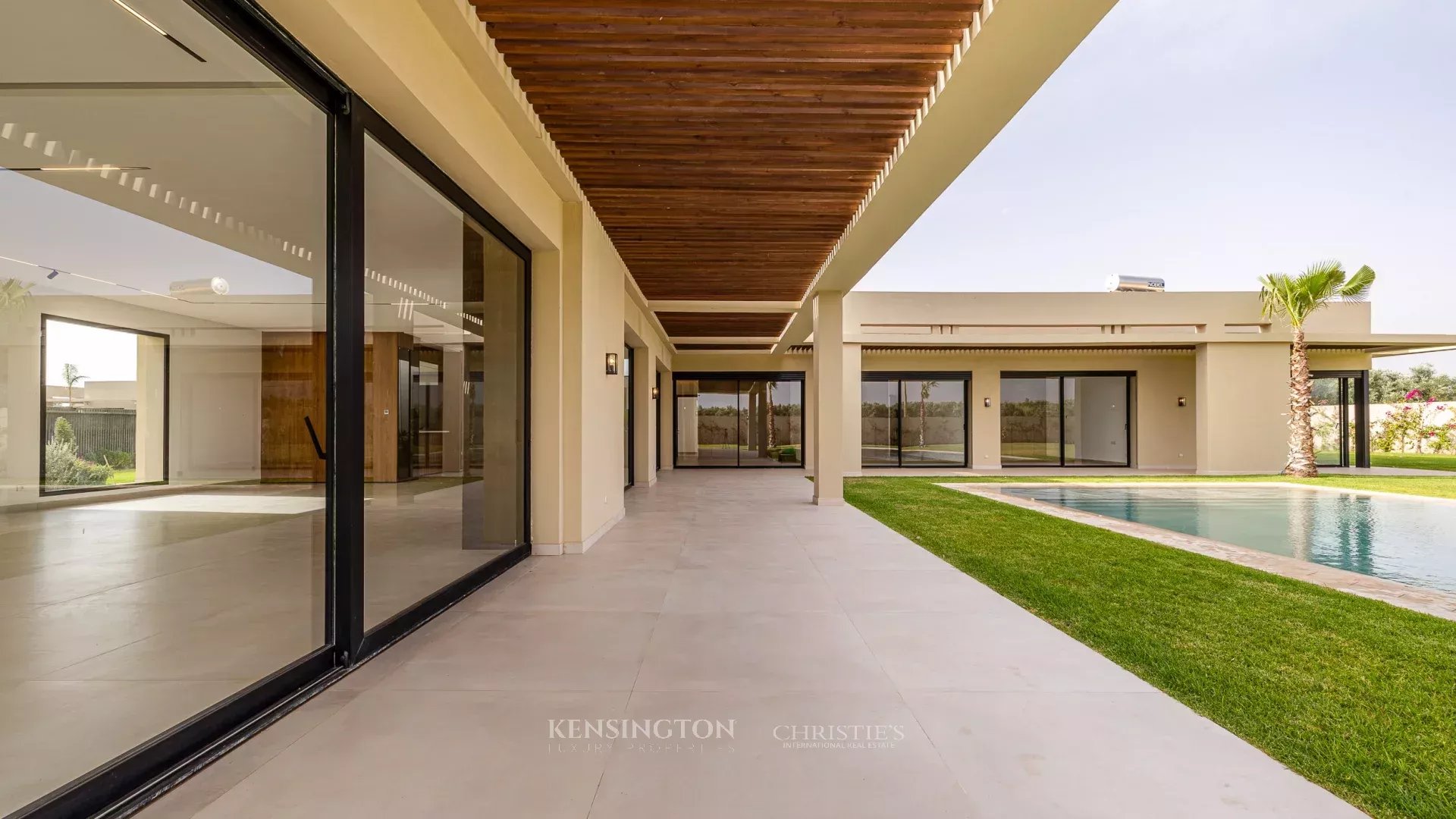 4 Bedroom Villa/Townhouse's Image 7