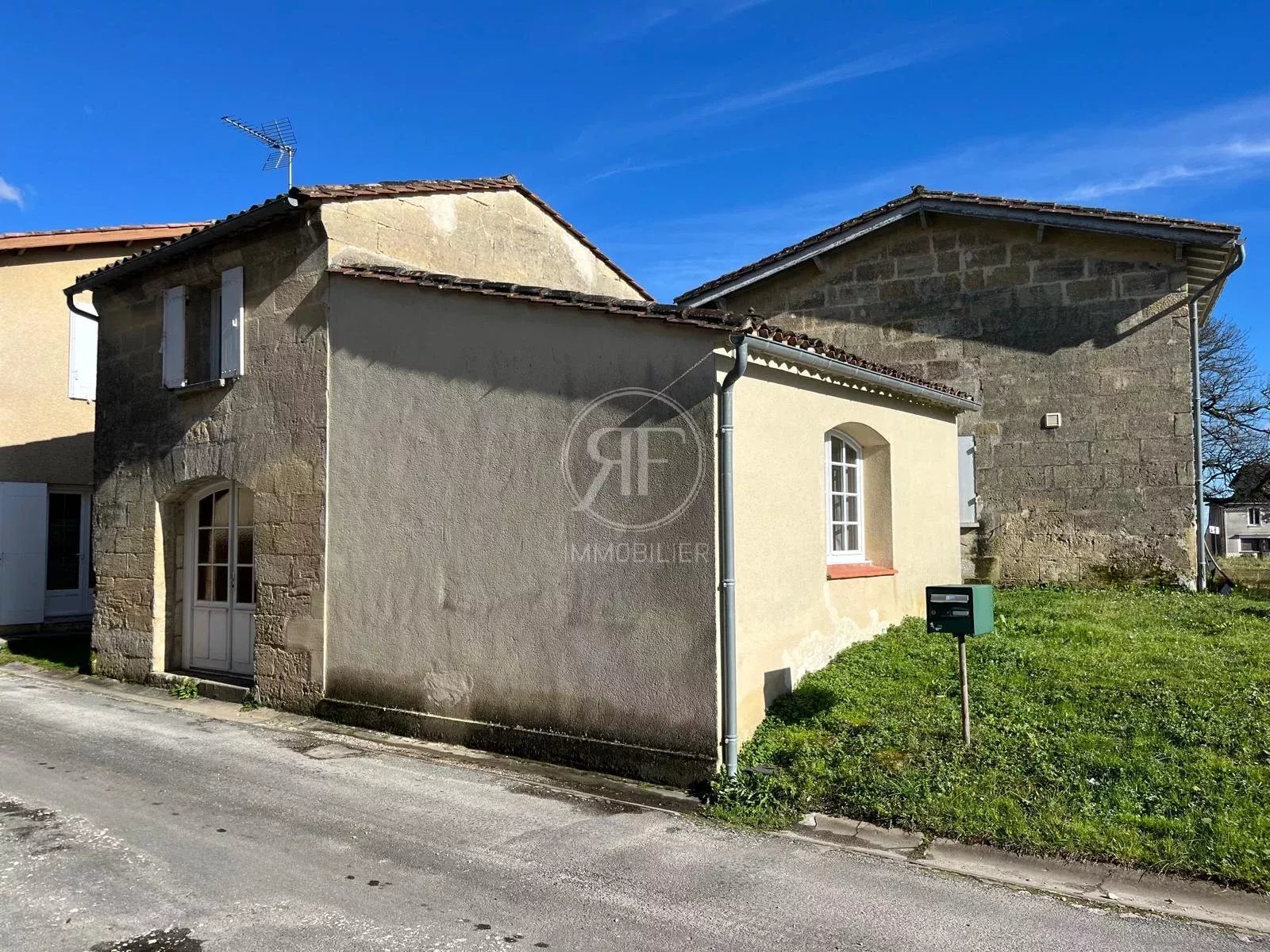 Agence immobilière de 