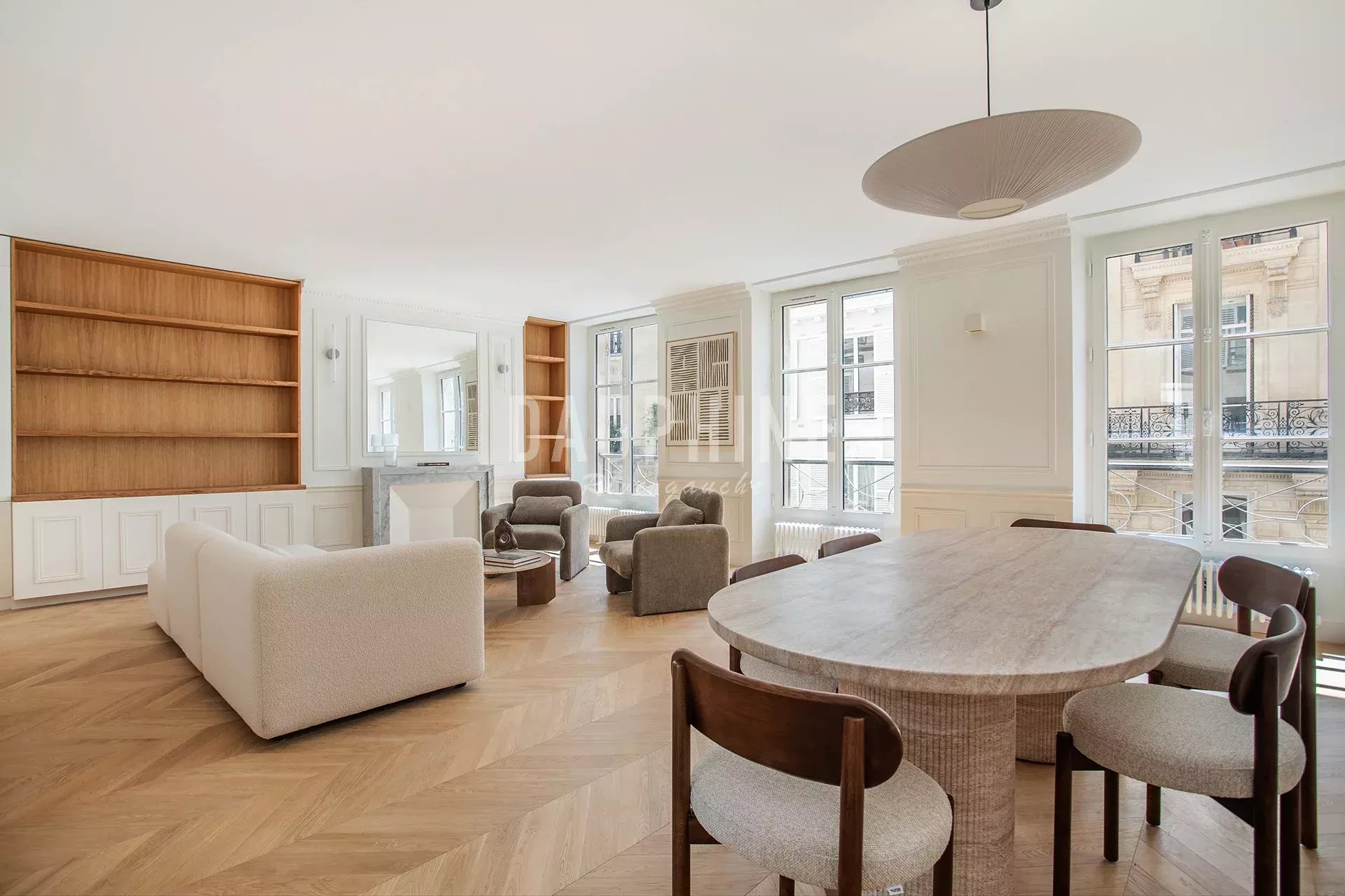 Agence immobilière de 