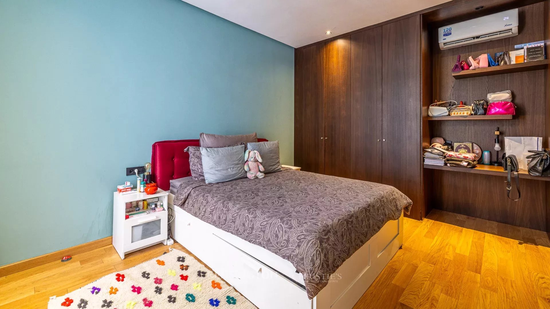 4 Bedroom Villa/Townhouse's Image 11