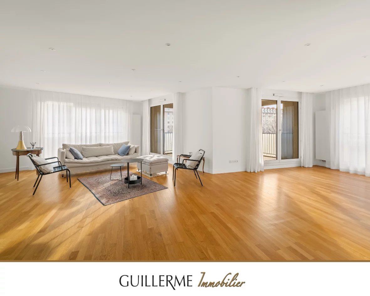 Appartement T5 dâexception entiÃ¨rement rÃ©novÃ© â Lyon 7áµ Jean MacÃ©