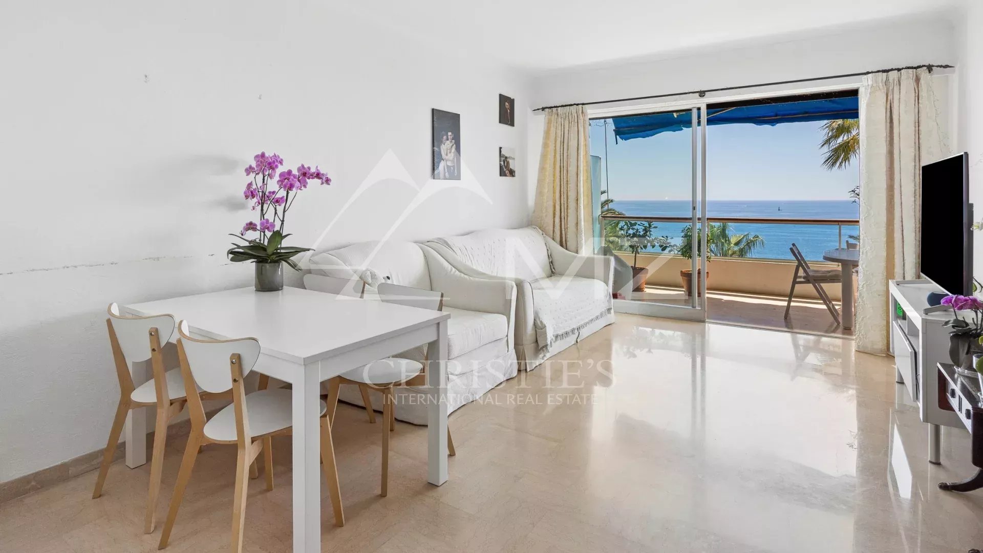 2 Bedroom Apartment/Flat's Image 3