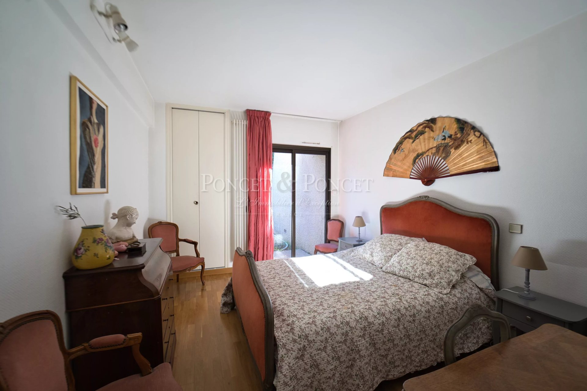 6 Bedroom Villa/Townhouse's Image 10