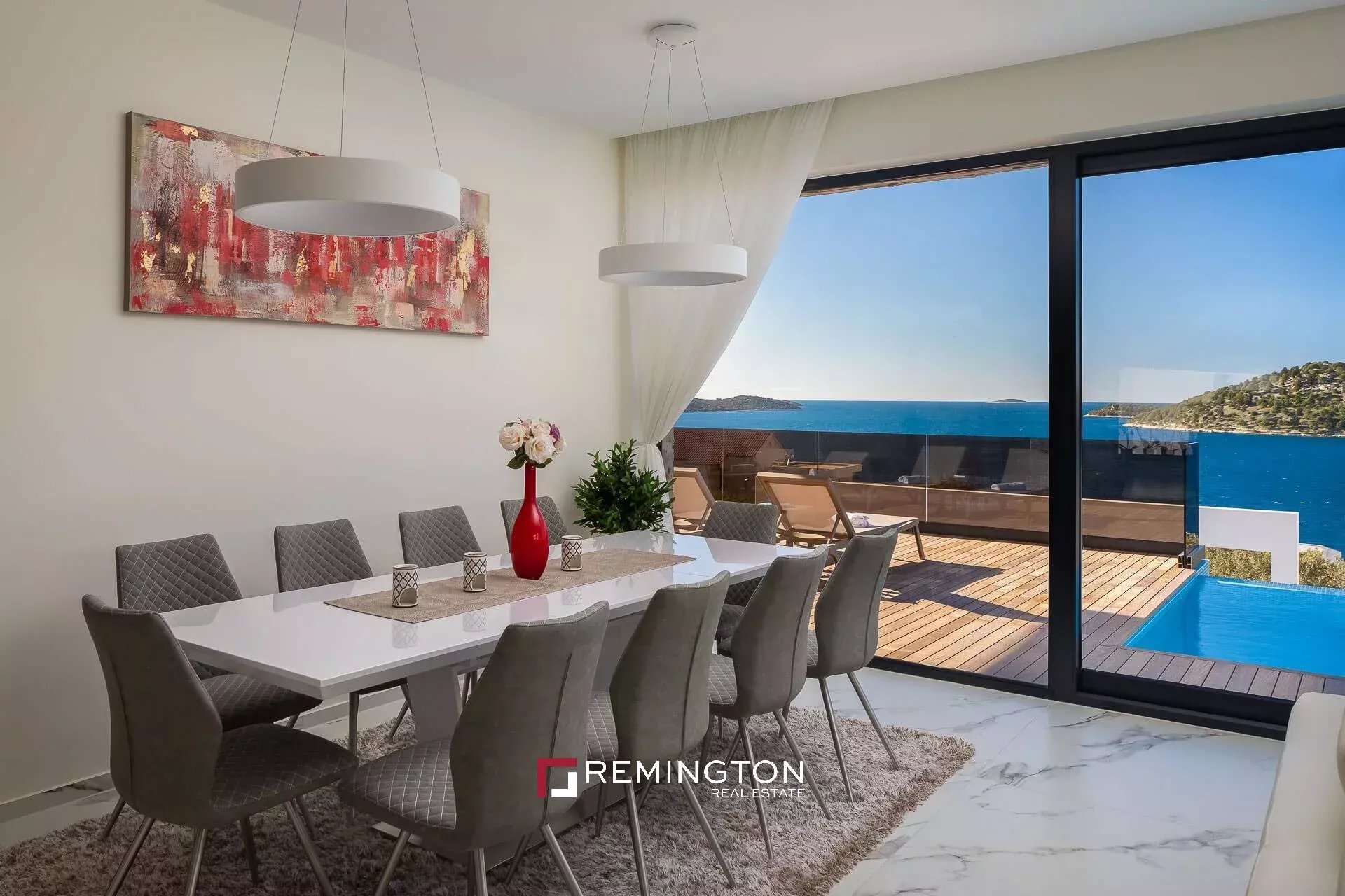 4 Bedroom Villa/Townhouse's Image 6