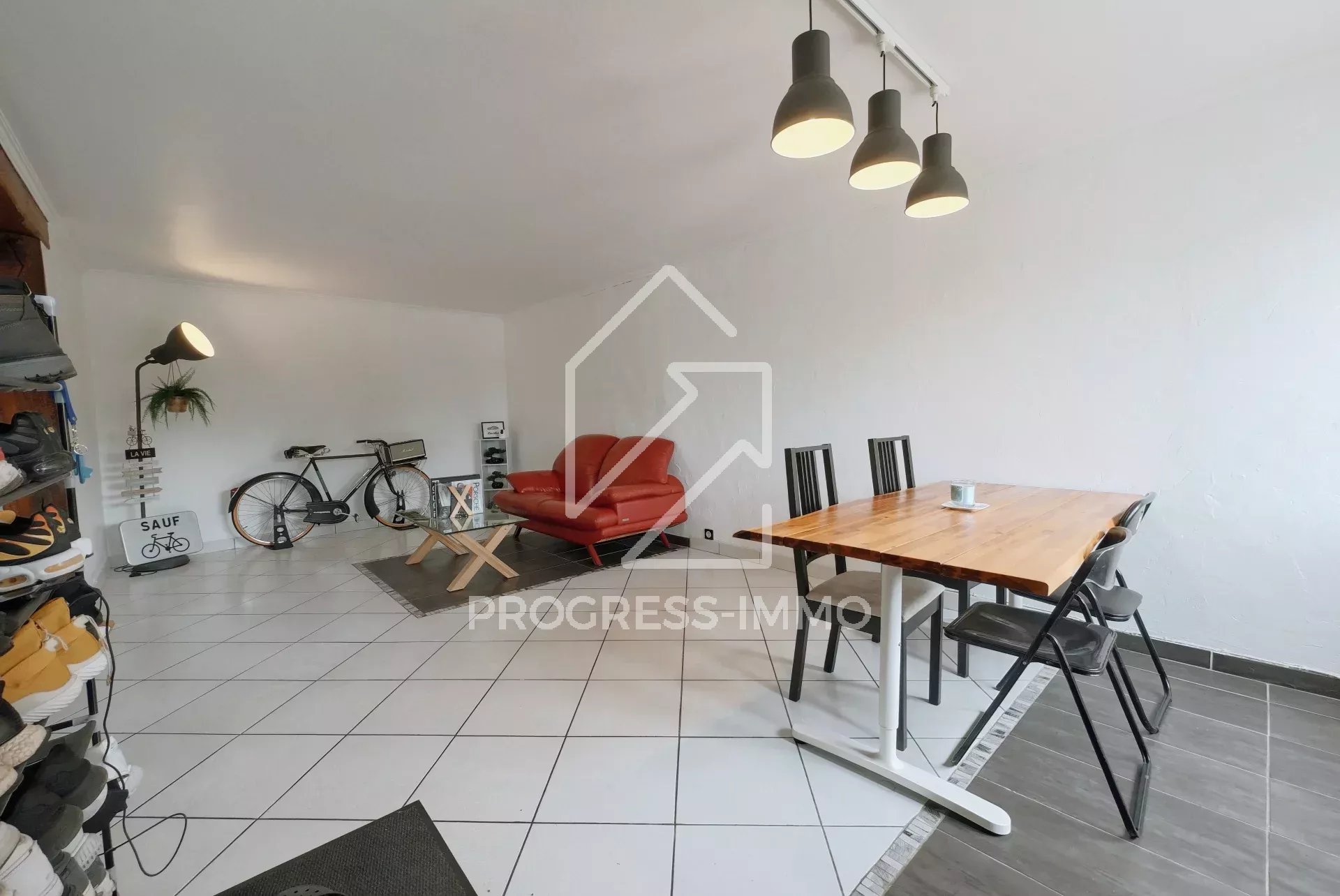 Agence immobilière de 