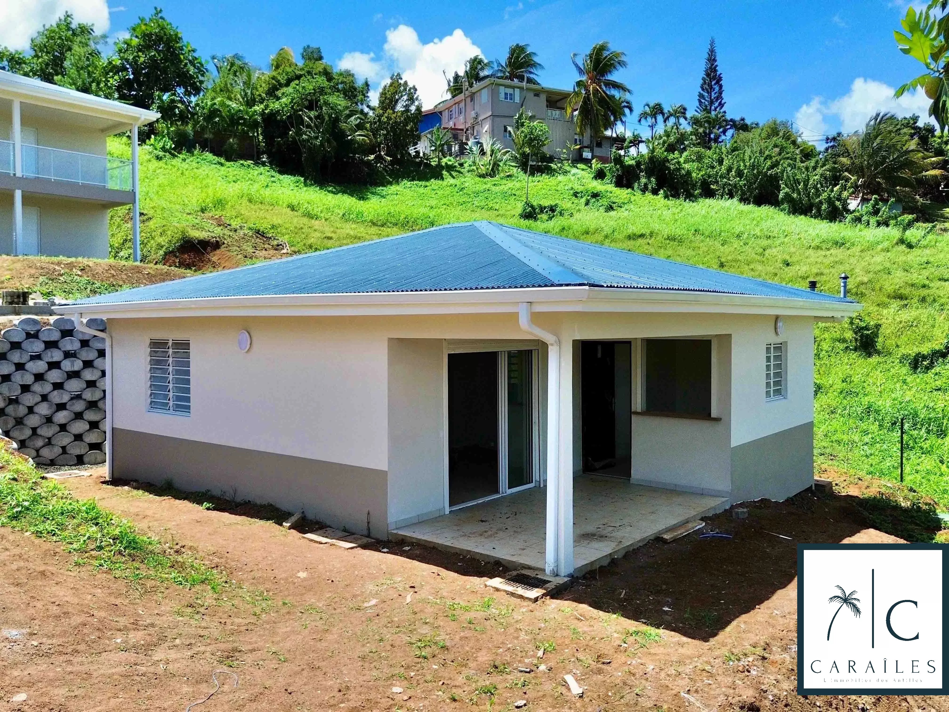 Maison neuve 4 pièces à vendre à Rivière-Salée | 3 chambres + terrasse | 340 000 €
