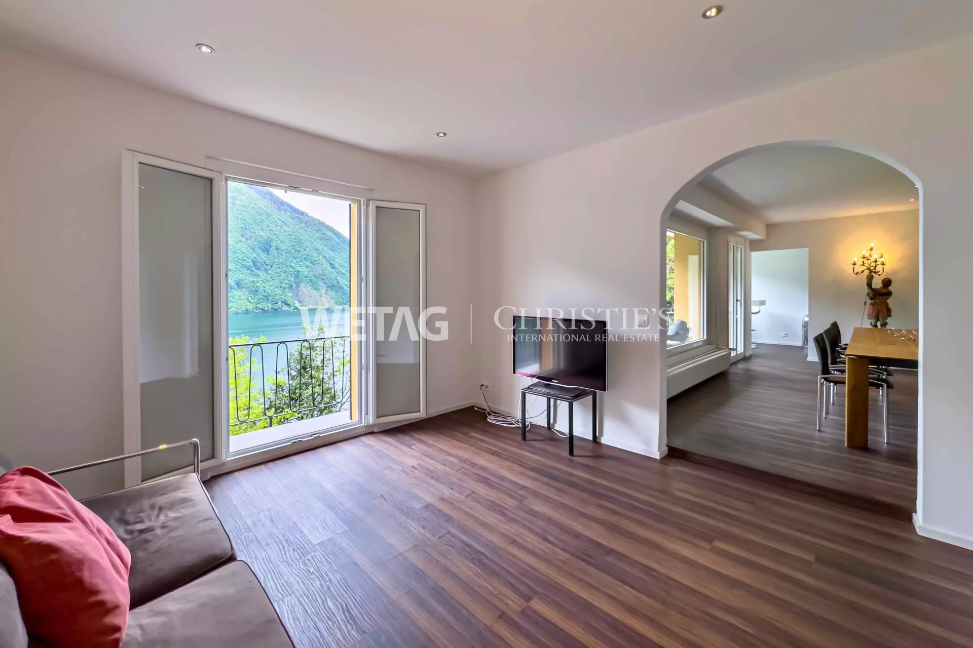 4 Bedroom Villa/Townhouse's Image 4