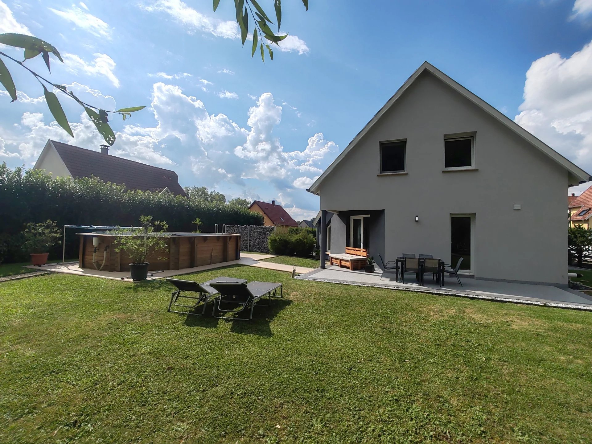 Très belle maison avec ses 3 chambres sur 7 ares et 53 centiares