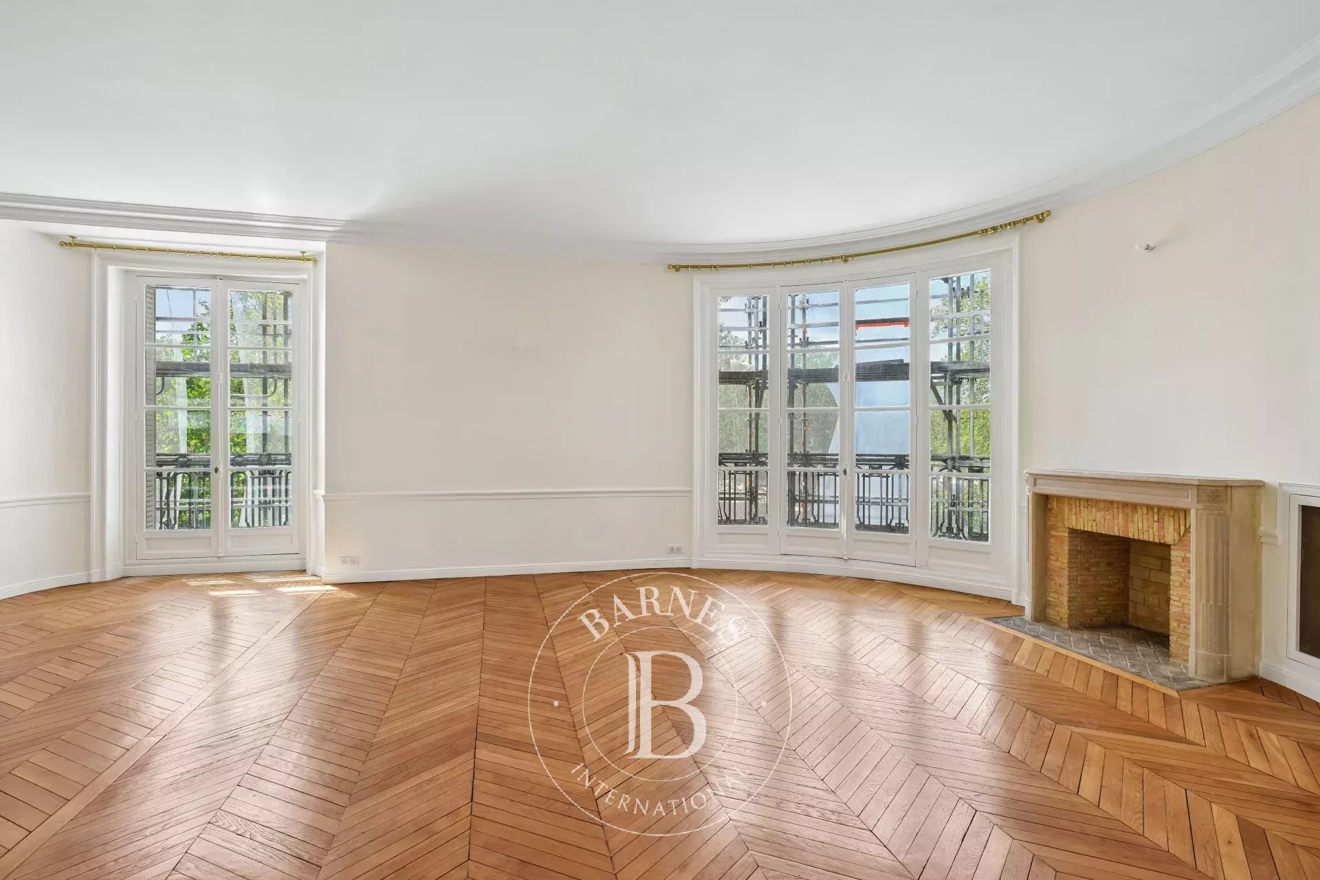 Appartement Paris 75007  -  ref 86922282 (picture 1)