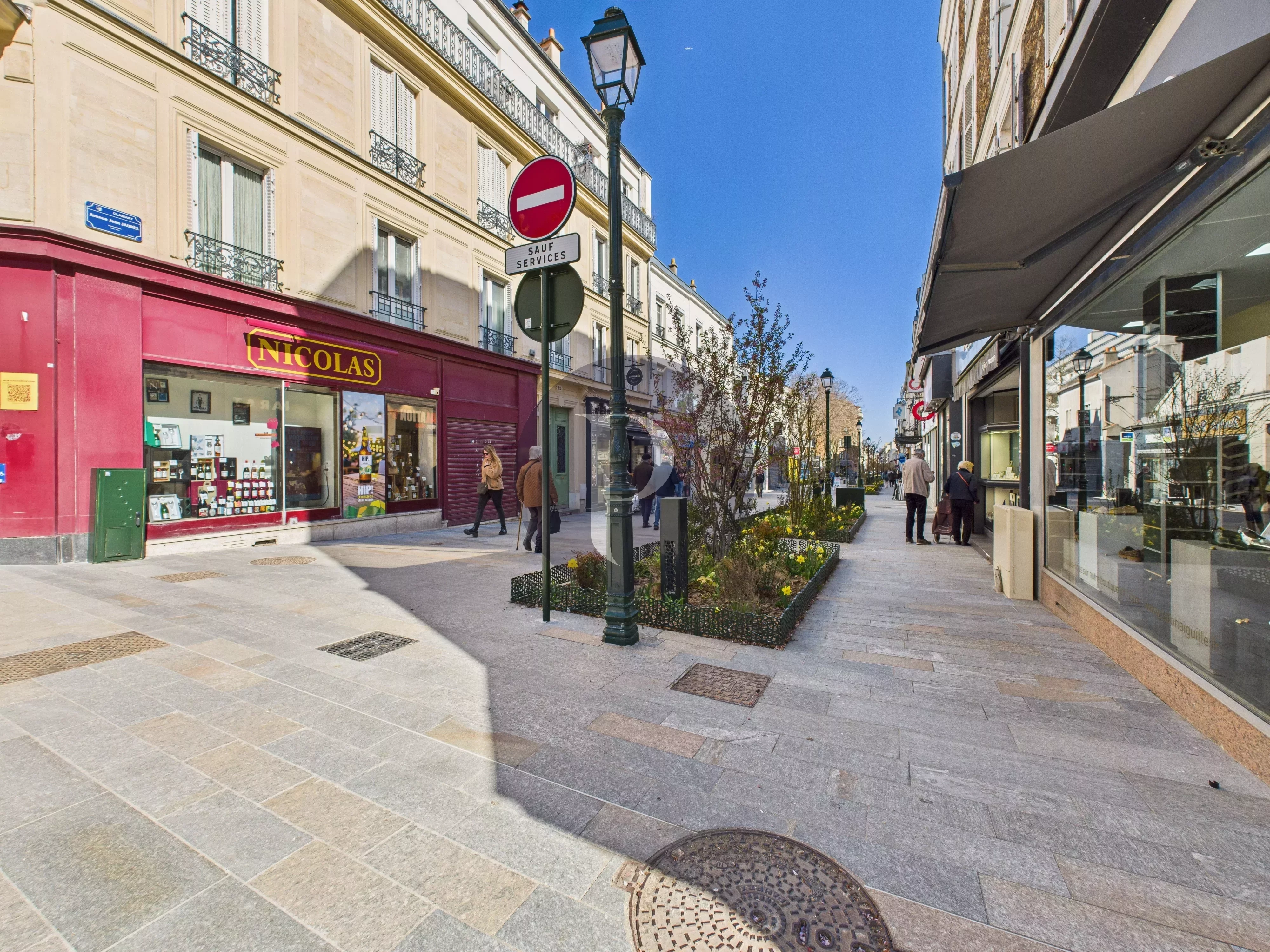vente-fonds de commerce-3-pieces-clamart-85978687