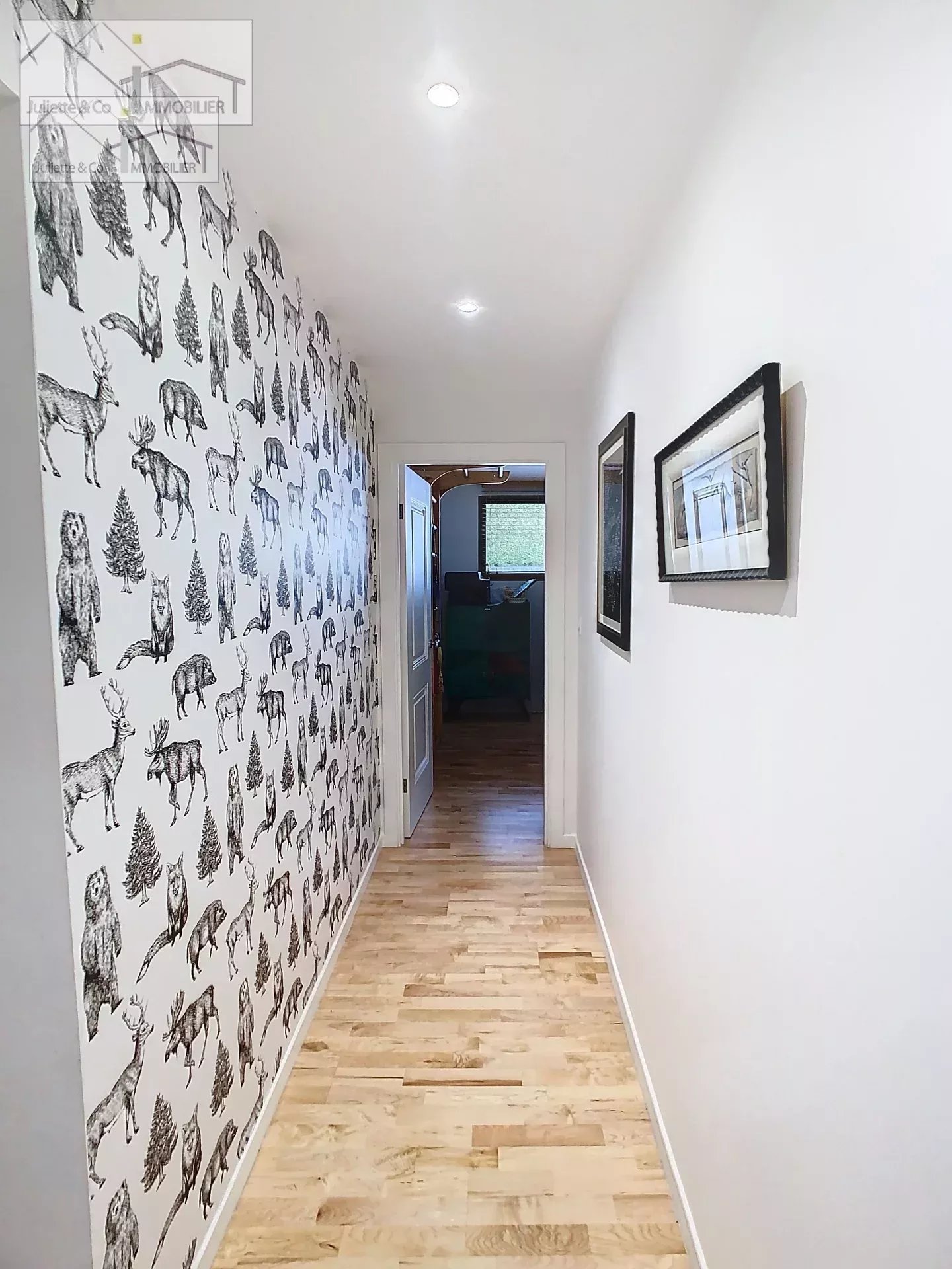 Photo of 4 bedroom for sale in center with garden