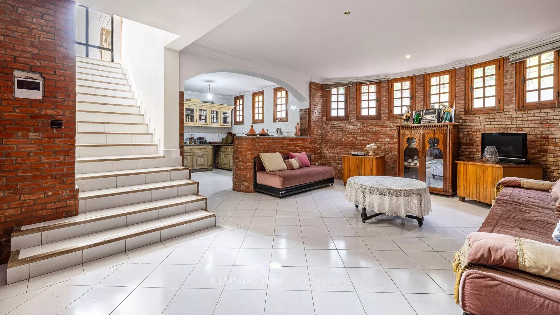 9 Bedroom Villa/Townhouse's Image 22