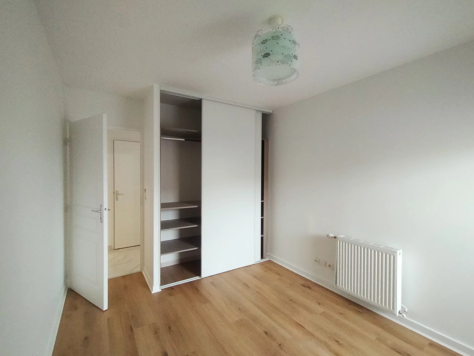 85045095 Location Saint-Fons