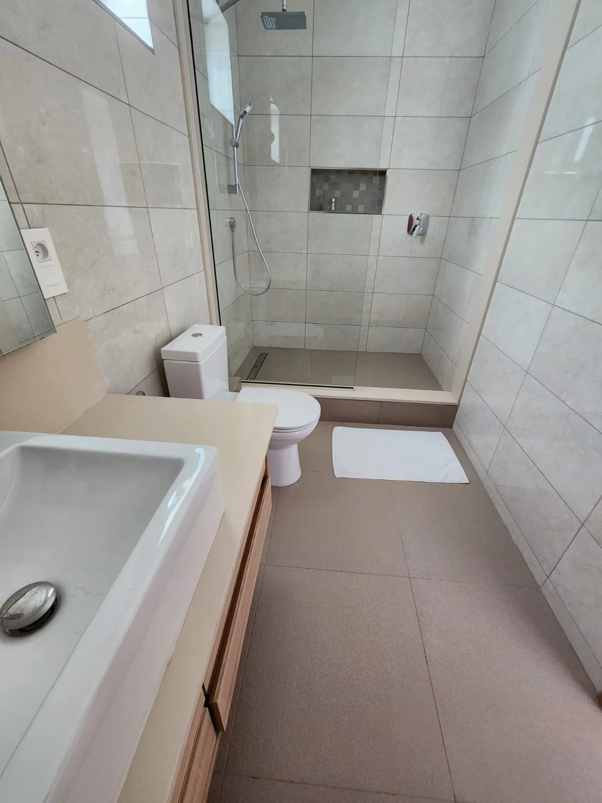 Villa Poste Lafayette - picture 16