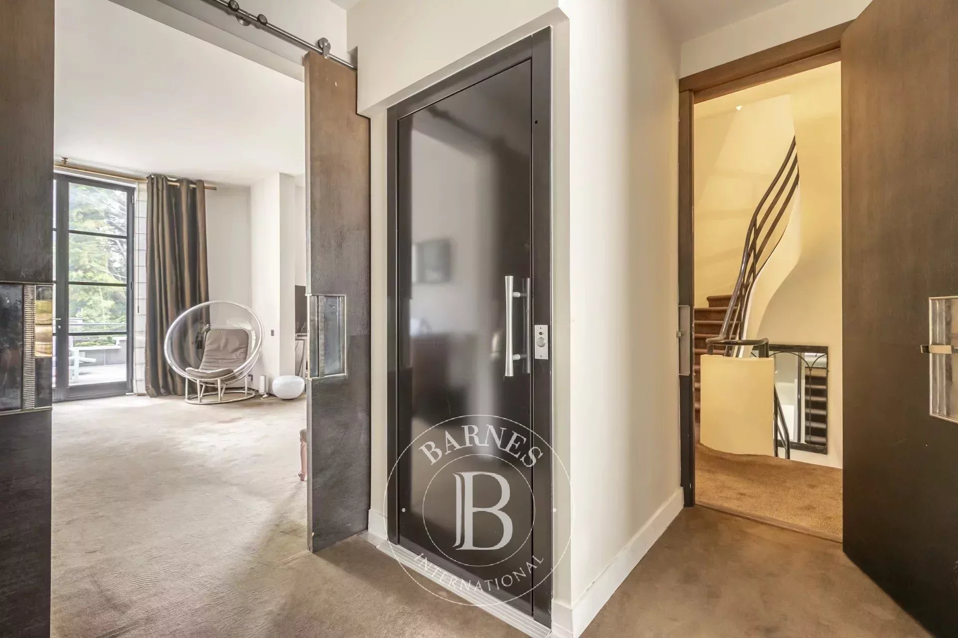 Konak Neuilly-sur-Seine - picture 19 title=