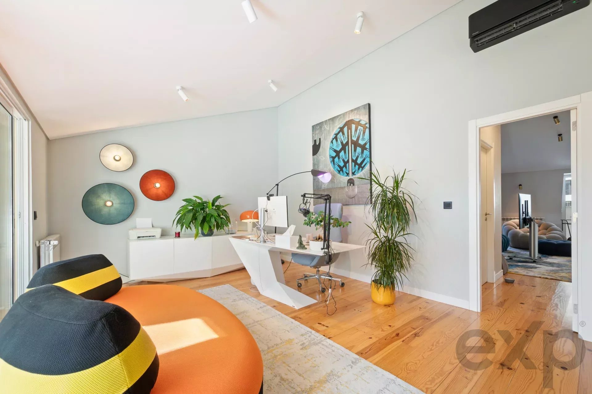 Elegant T2 + 1 Penthouse in Downtown Lisbon 86935832 image 5