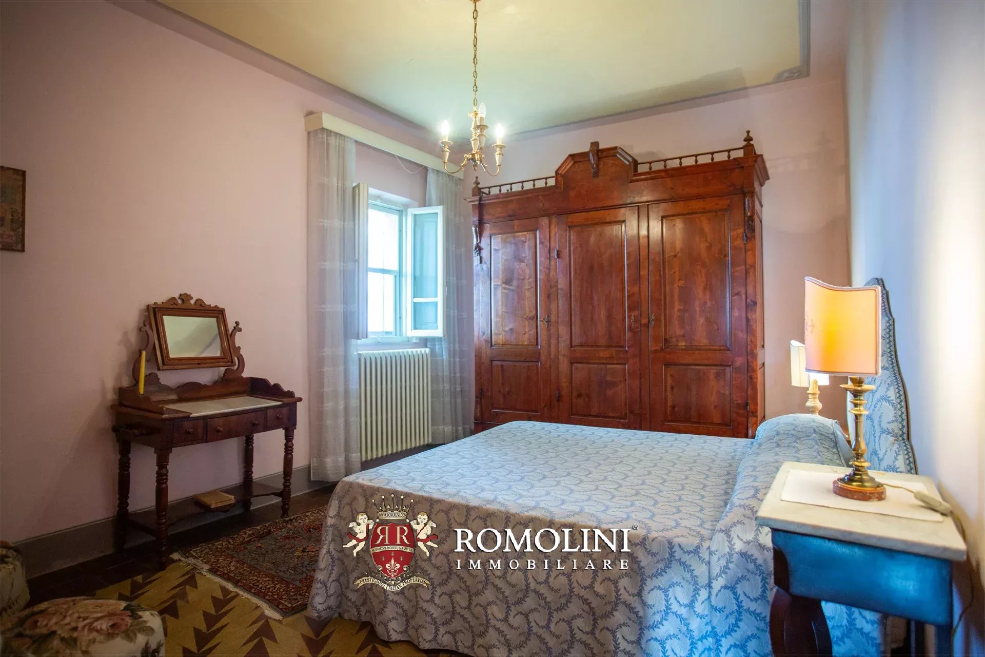 7 Bedroom Villa/Townhouse's Image 33