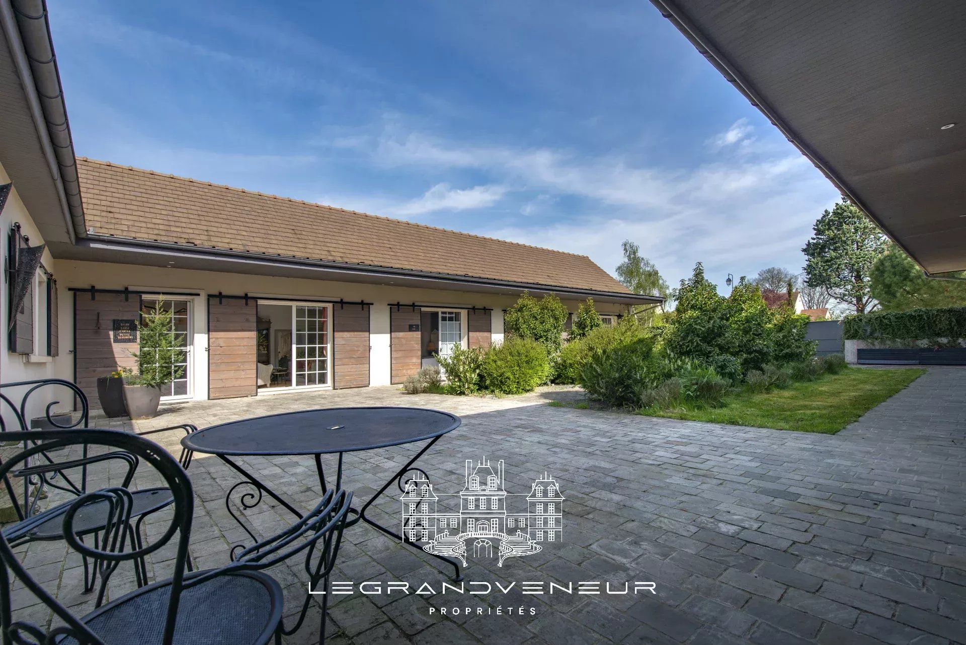 Sale House Barbizon