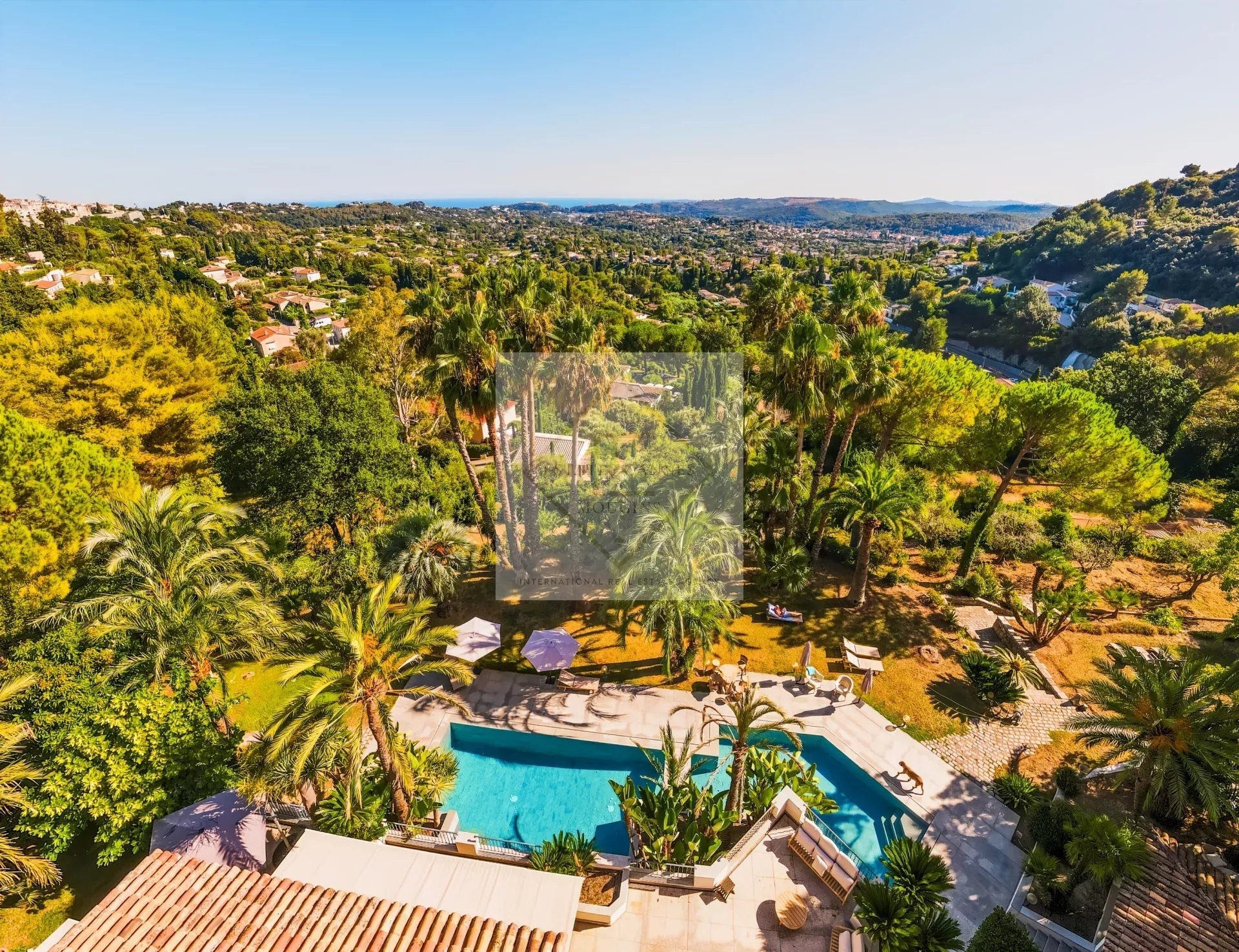 VILLA D’EXCEPTION — SAINT-PAUL-DE-VENCE — photo 28