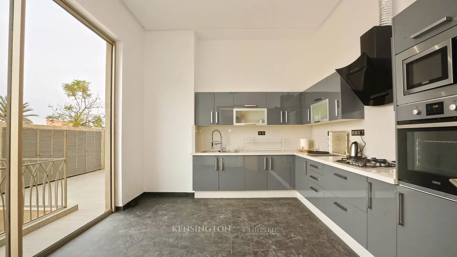 5 Bedroom Villa/Townhouse's Image 17