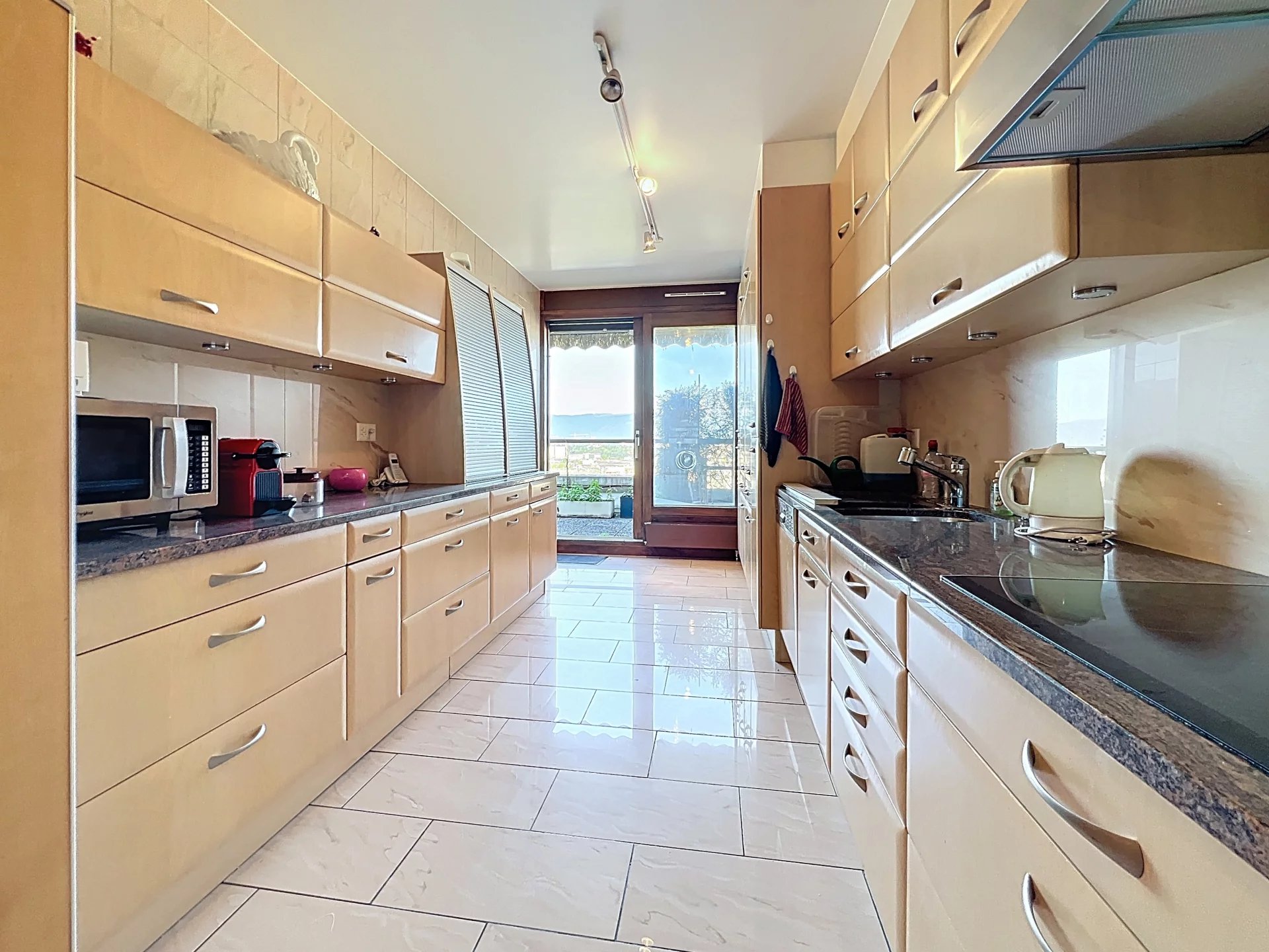 Superbe attique au sein d’une résidence de prestige – Champel