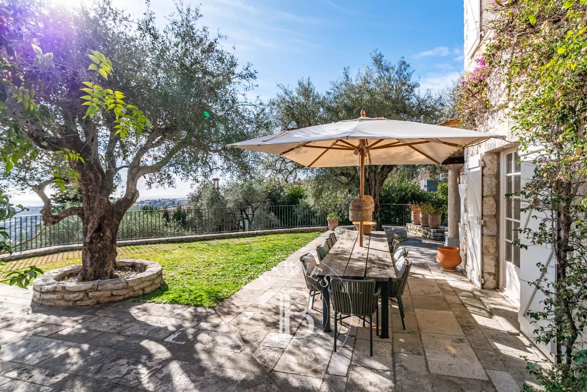Vence - Exceptional stone Mas with panoramic sea and hill views - picture 11 title=
