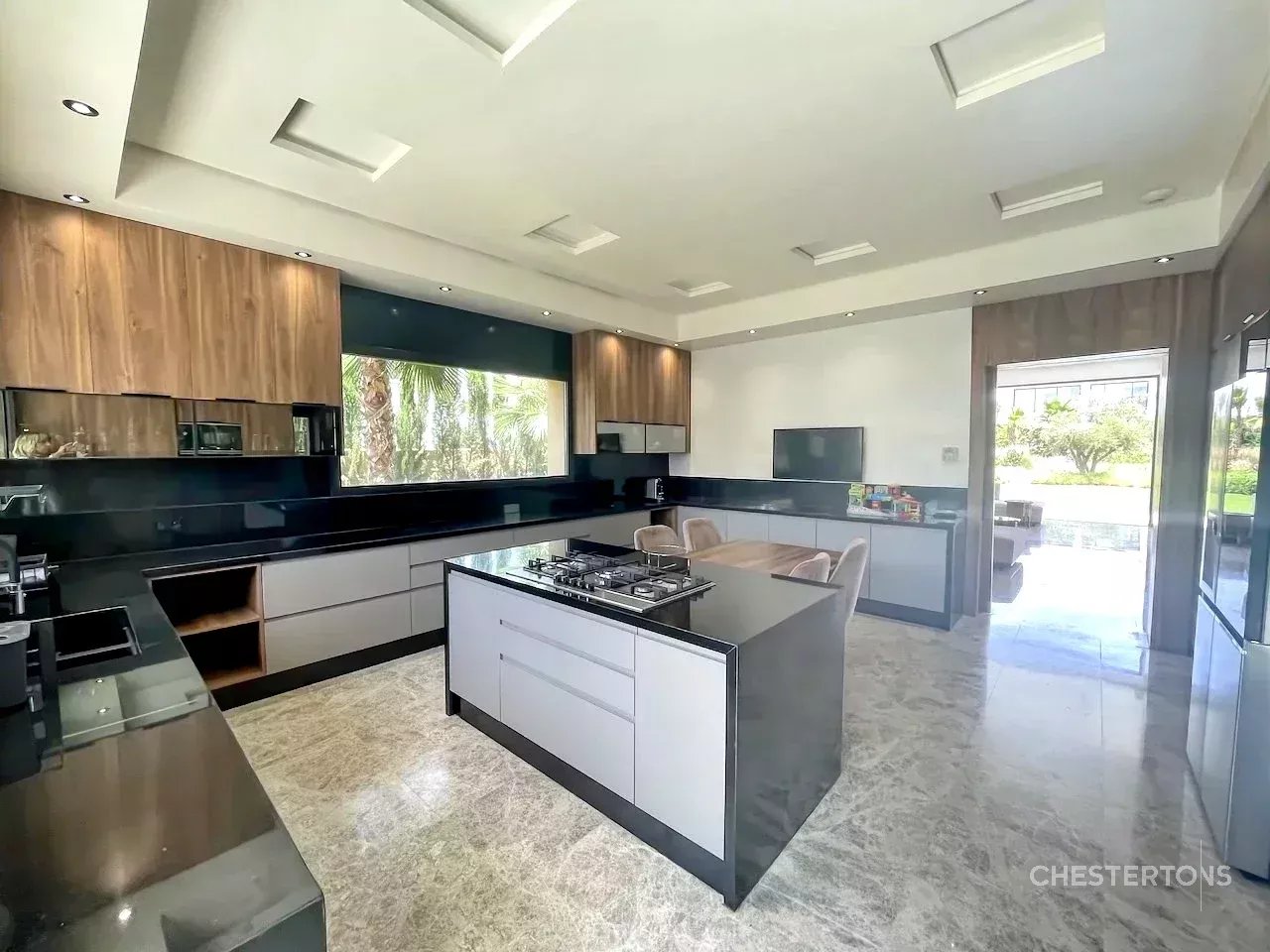 Image of Villa - 5 Bedrooms for Sale in Marrakech-Ménara-Marrakech-Morocco, Image 6