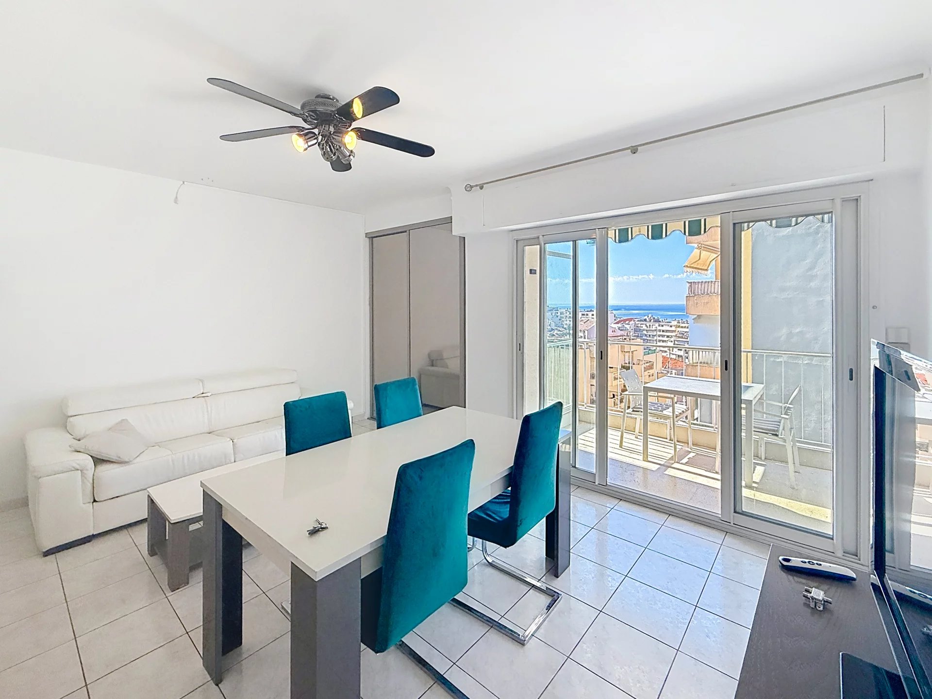 Agence immobilière de AZUR ACT IMMOBILIER