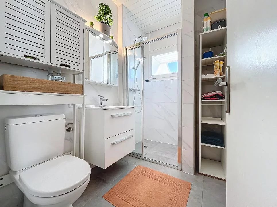 Villa avec grand terrain et calme absolu