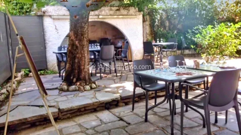 Fond de commerce Hotel /restaurant avec murs - Photo 3