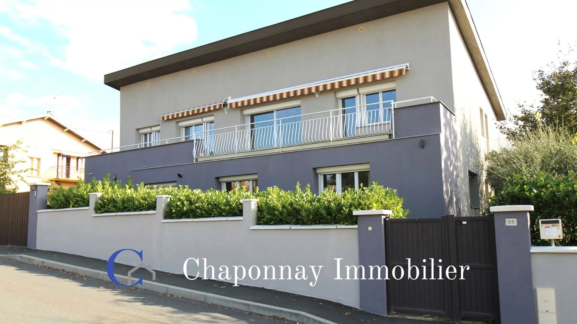 Agence immobilière de 