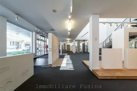 Magazzino---Capannone-in-vendita---Bolzano-2
