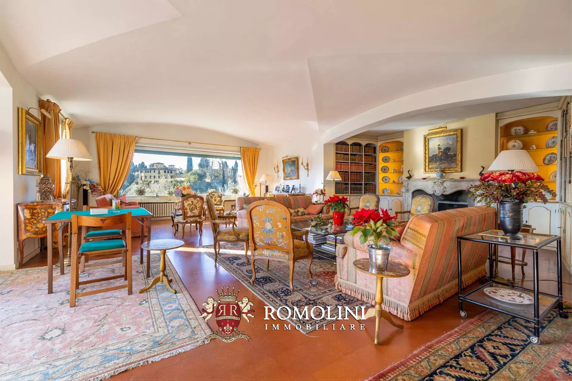 8 Bedroom Villa/Townhouse's Image 22