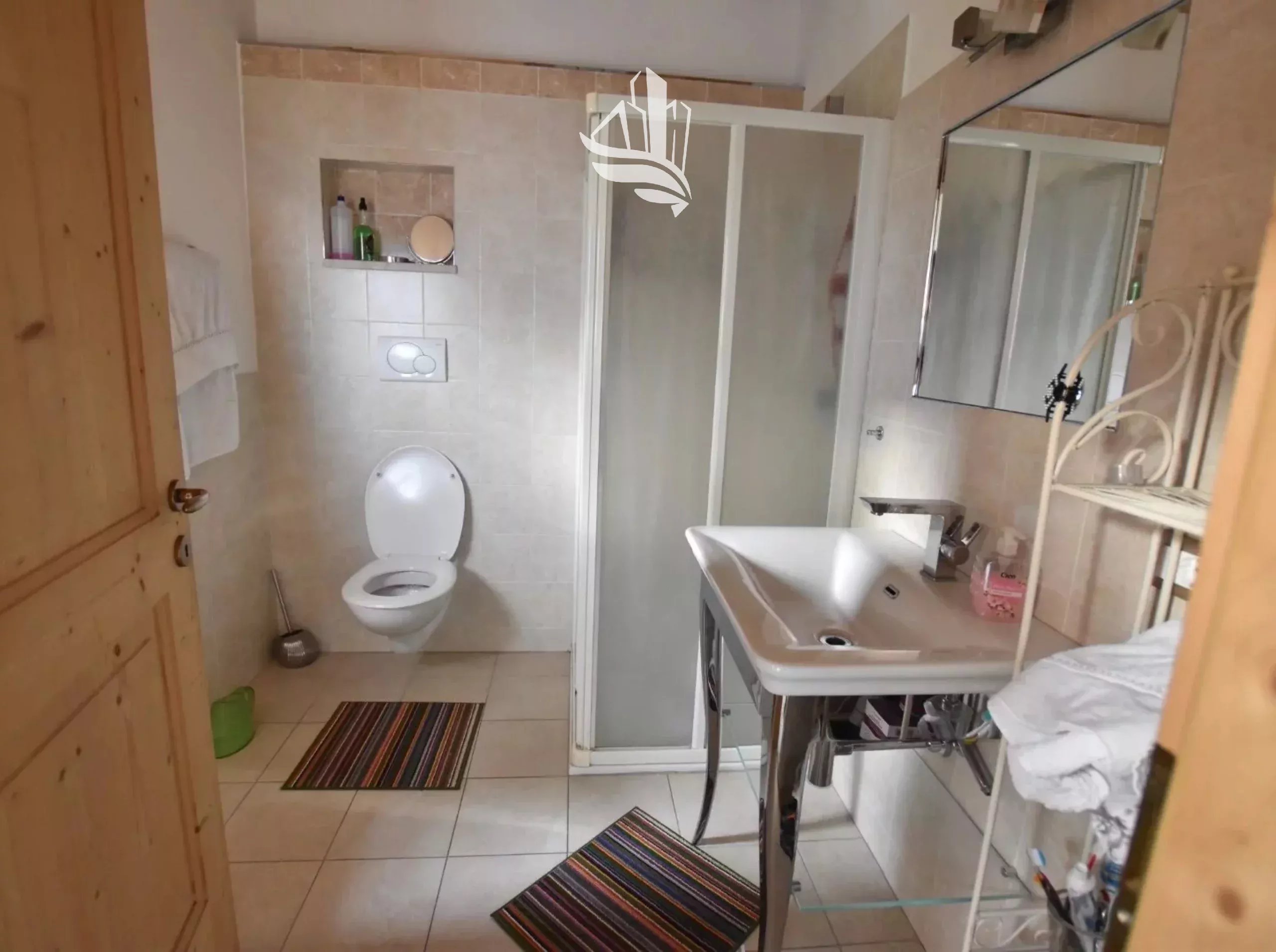 Zwei Wohnungen im Grünen