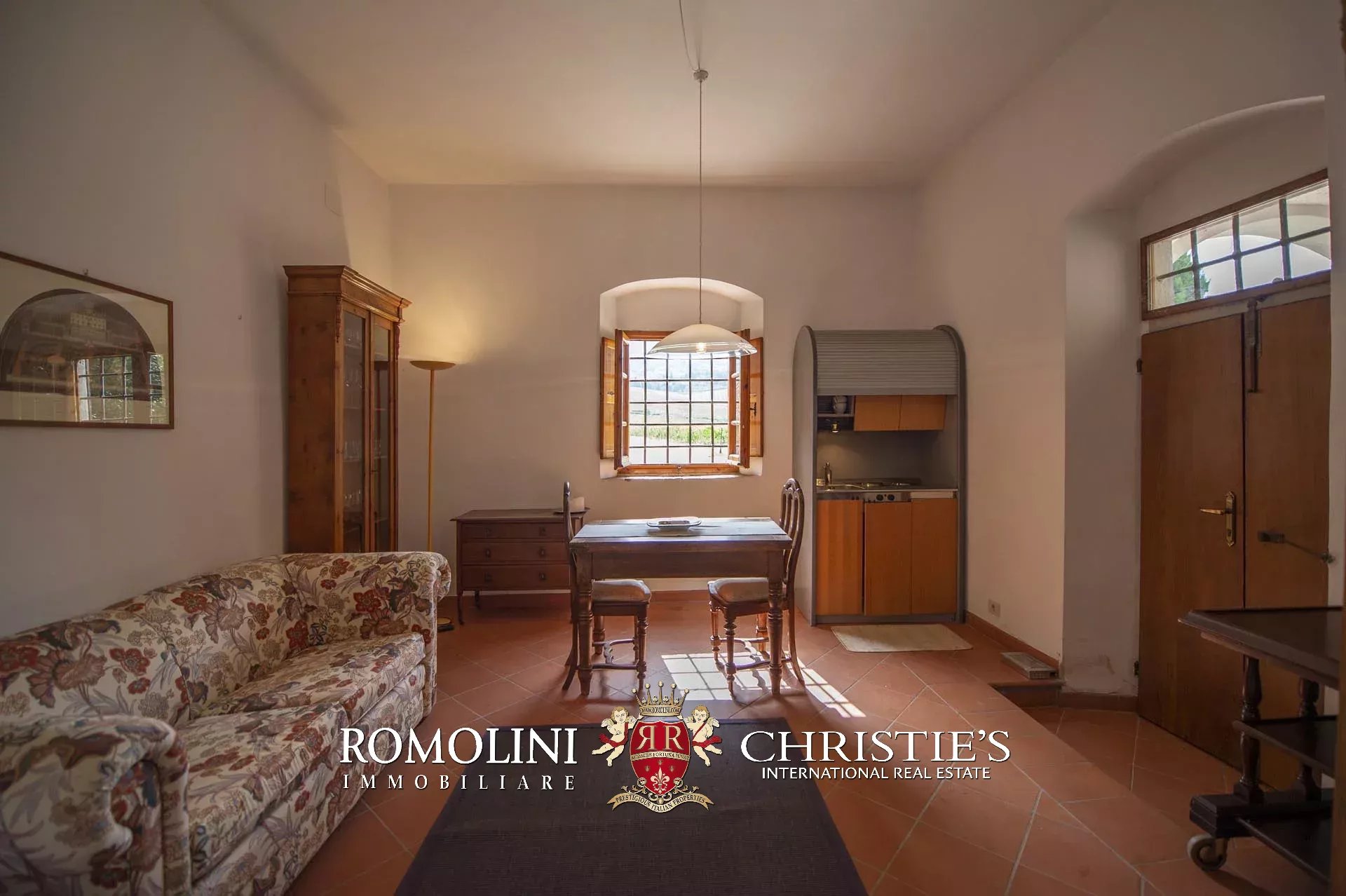 6 Bedroom Vineyard's Image 32