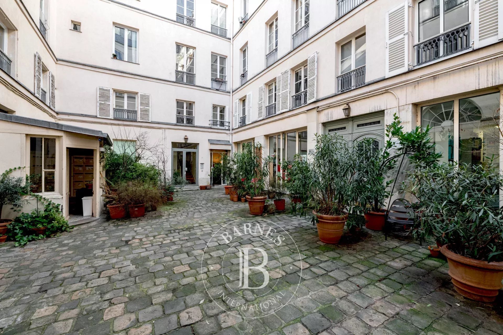 Daire Paris 3ème - picture 25