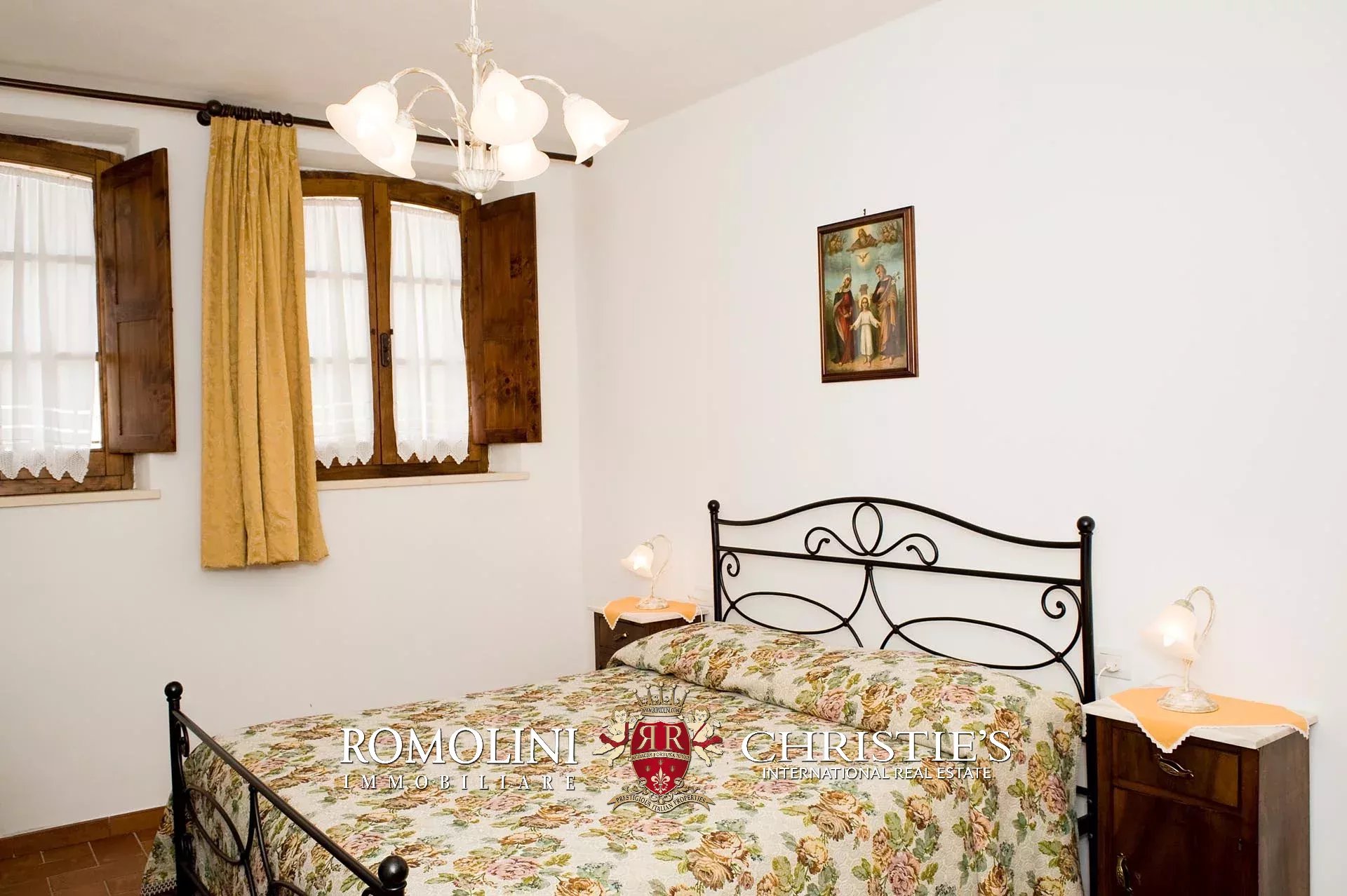9 Bedroom Villa/Townhouse's Image 53