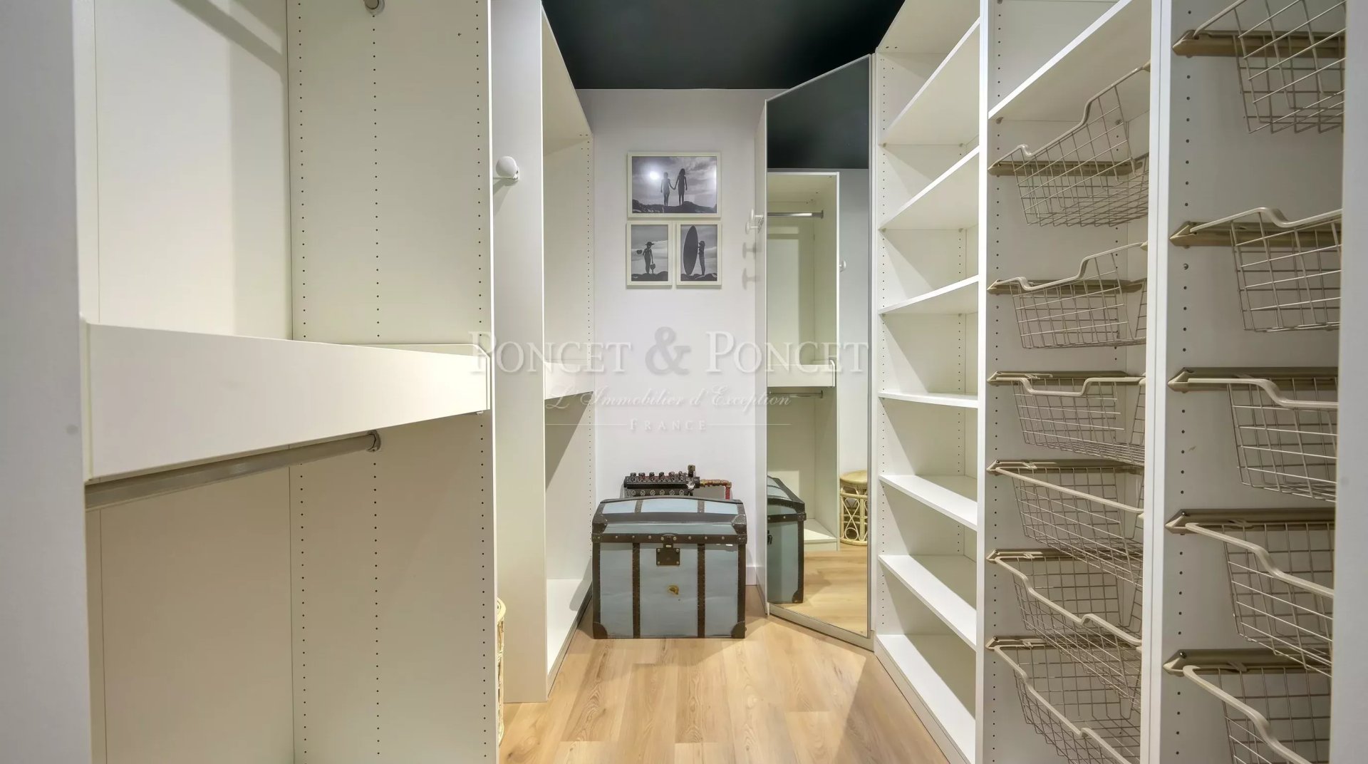 4 Bedroom Villa/Townhouse's Image 8