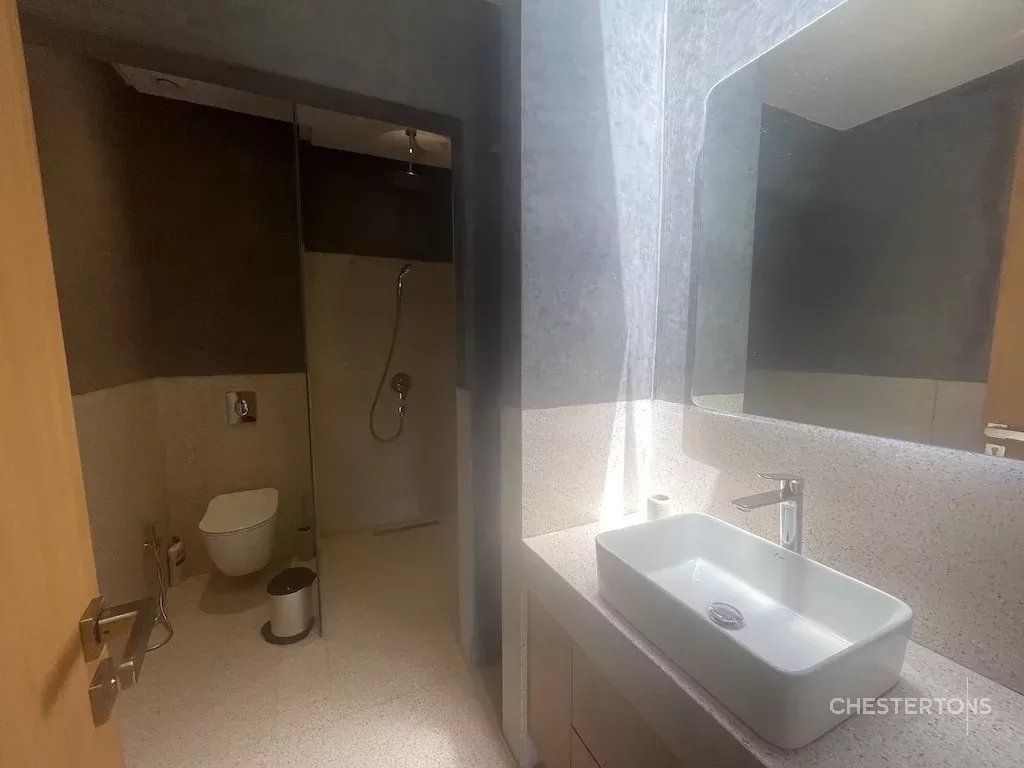 Image of Villa - 6 Bedrooms for Sale in Marrakech-Ménara-Marrakech-Morocco, Image 22