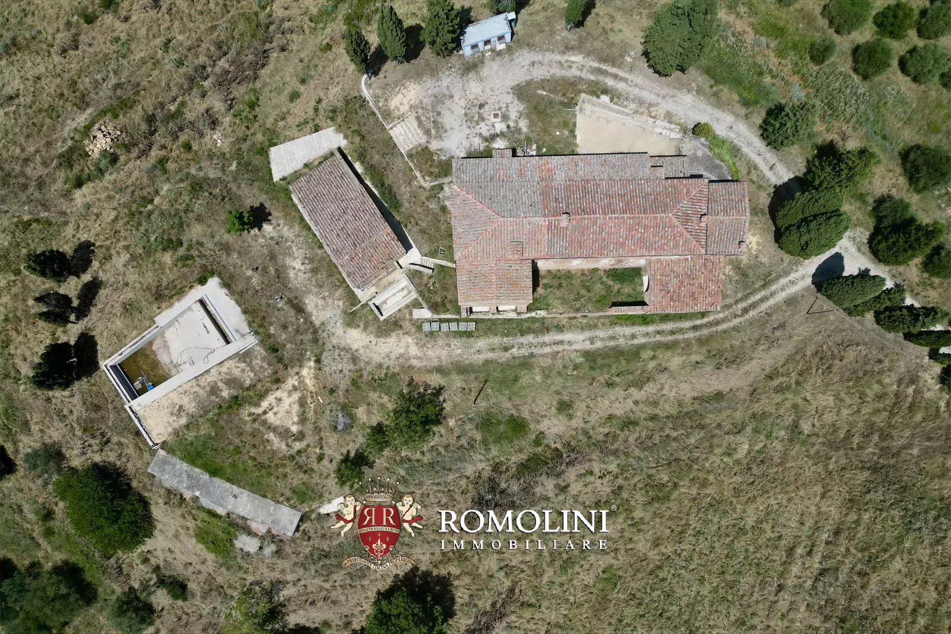 9 Bedroom Villa/Townhouse's Image 17