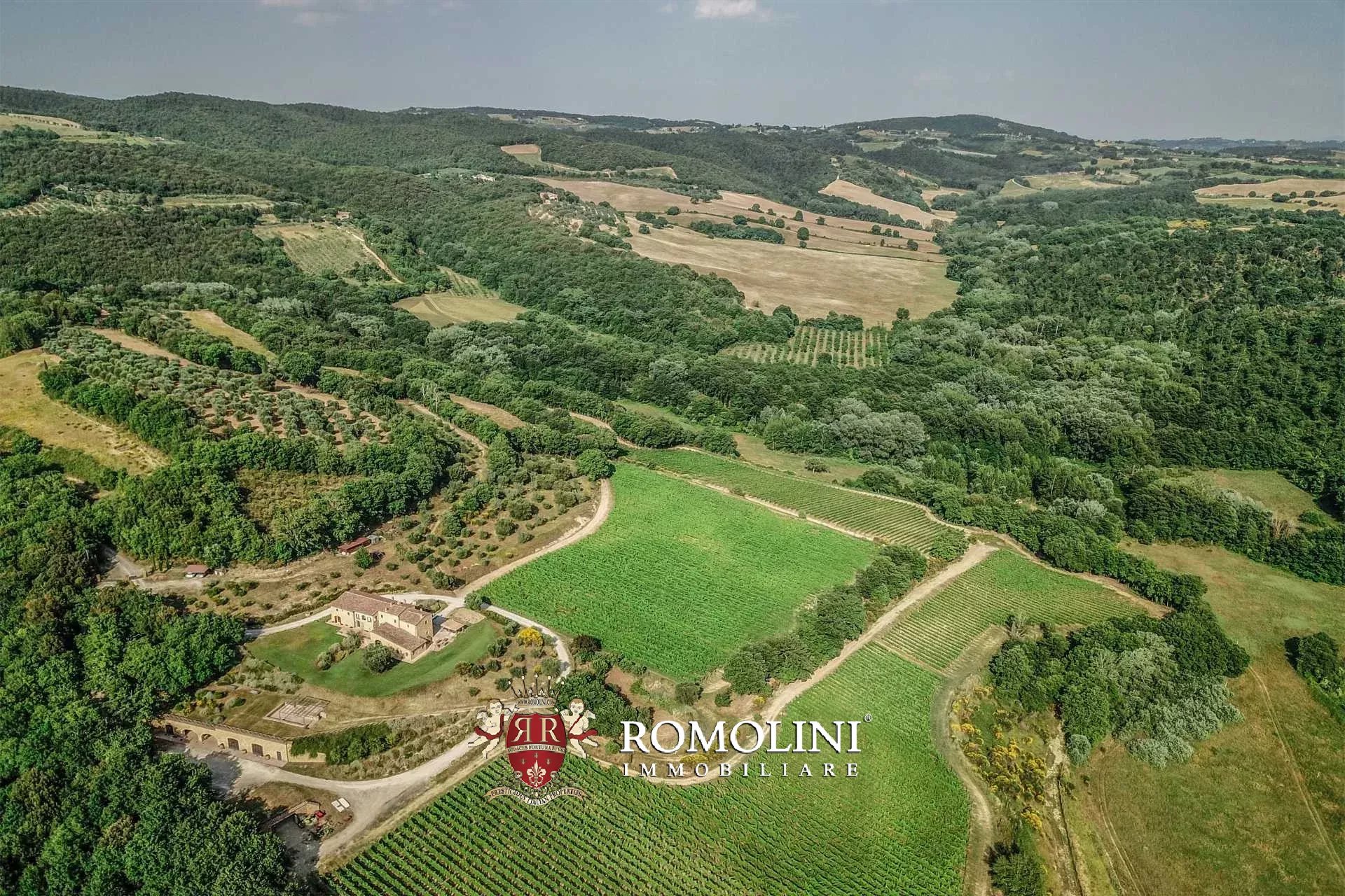 3 Bedroom Vineyard's Image 11