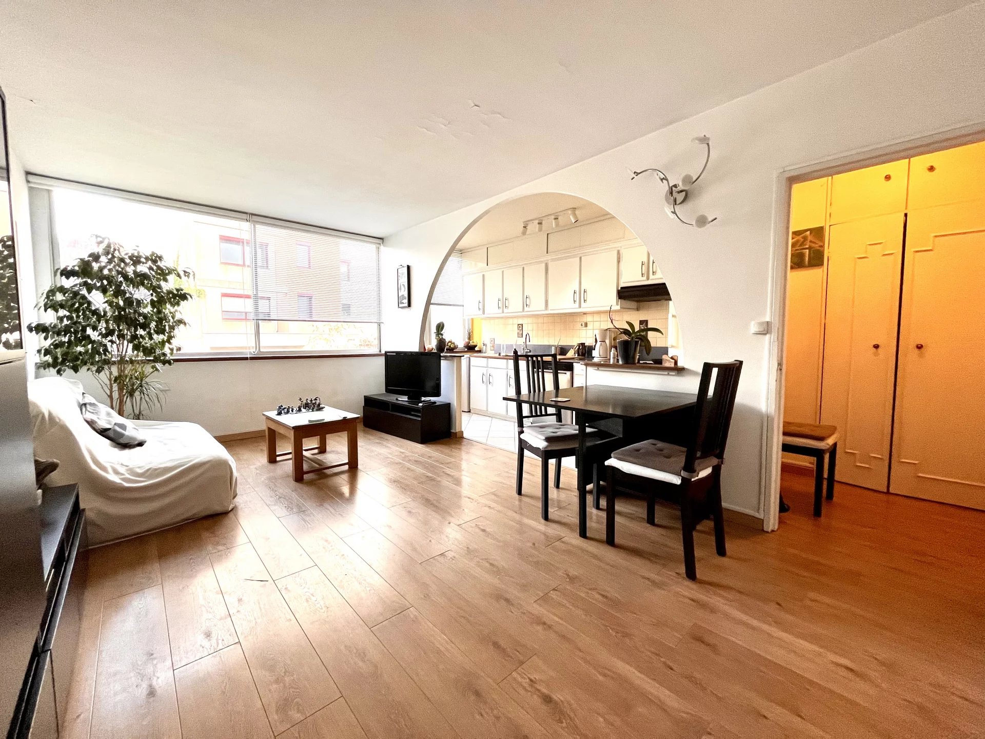 Courbevoie Bécon -  3pièces 58m²