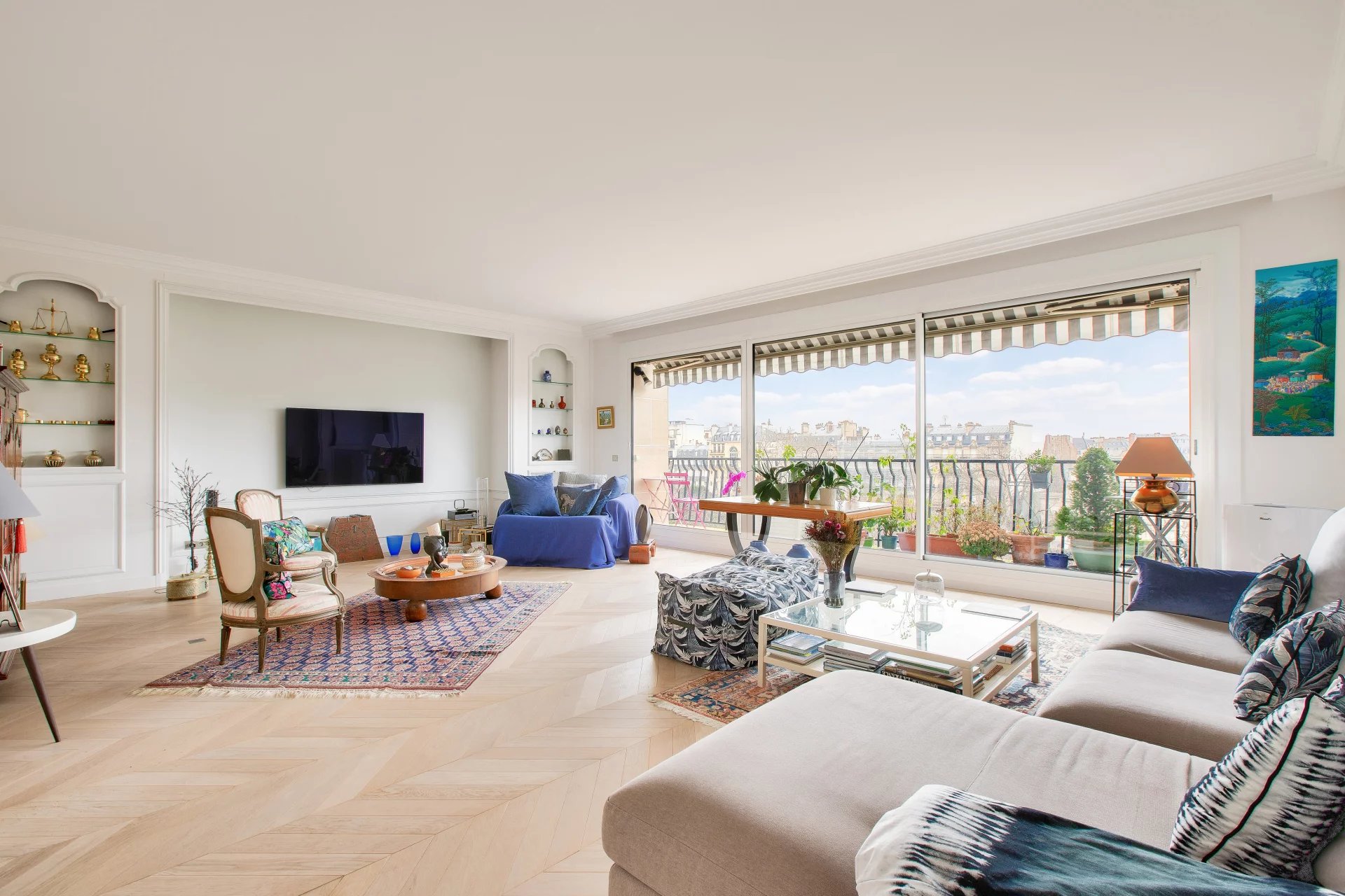 Sale Apartment Paris 16th